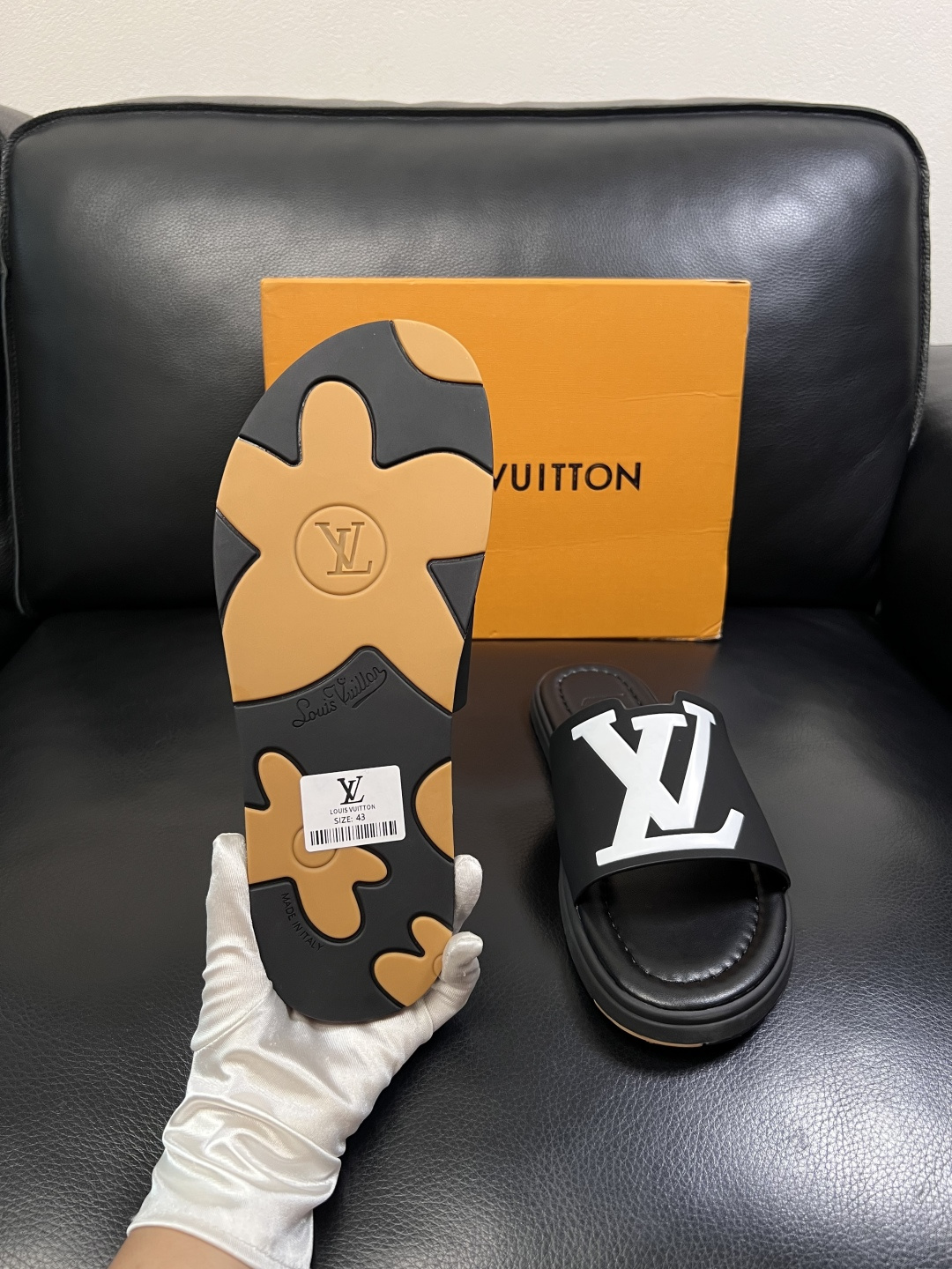 Lv  高品质  顶级工艺品  路易威登，拖鞋  专柜同步原厂配置，鞋面意大利进口，高品质拼接缤纷色彩复