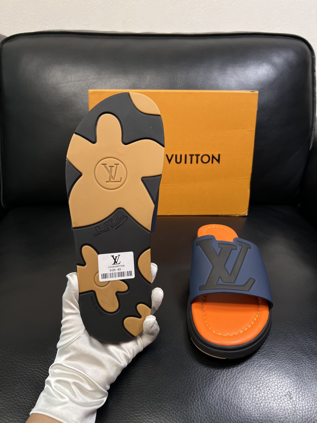 Lv  高品质  顶级工艺品  路易威登，拖鞋  专柜同步原厂配置，鞋面意大利进口，高品质拼接缤纷色彩复