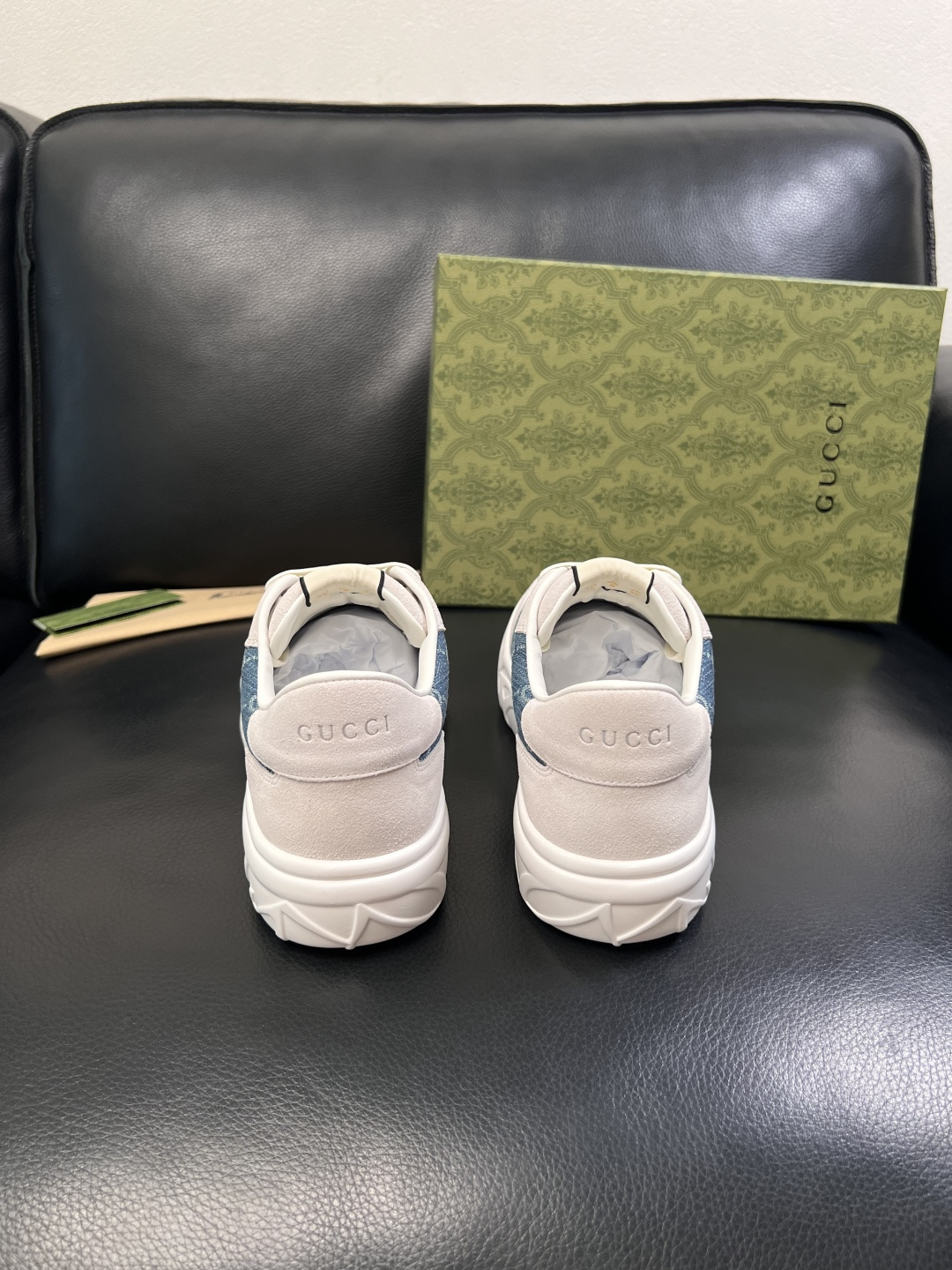Gucci 高品质  顶级工艺品  古奇  专柜新款原厂配置，意大利进口牛皮面料，进口牛皮内里垫，透气舒