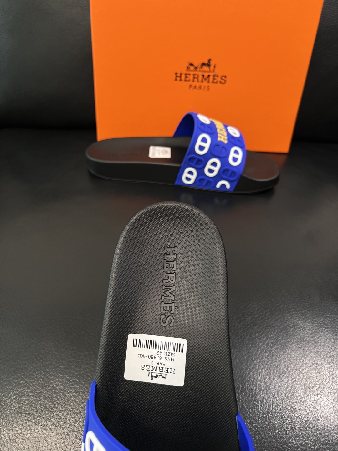 Hermes  高品质  顶级工艺品  爱马仕 拖鞋专柜同步发售原厂配置，意大利进口原版面料，高品质拼接