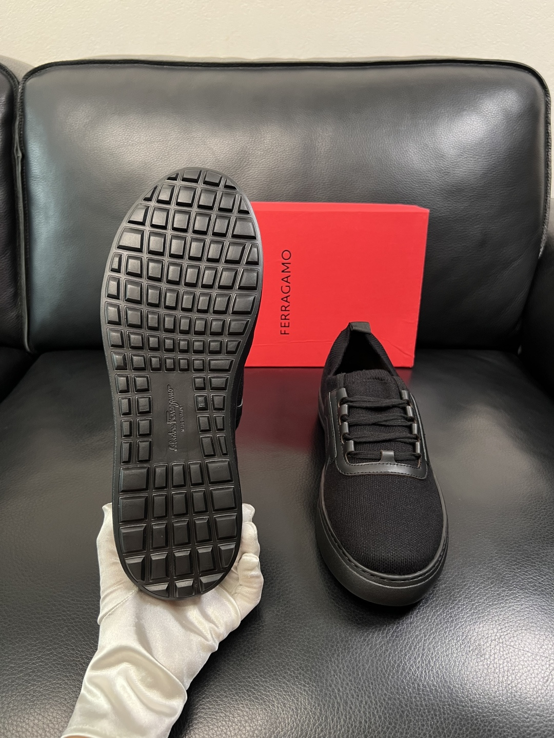 ⚠️只换码不退⚠️    Ferragamo  高品质   顶级工艺品  菲拉格慕  专柜新品同步，鞋面
