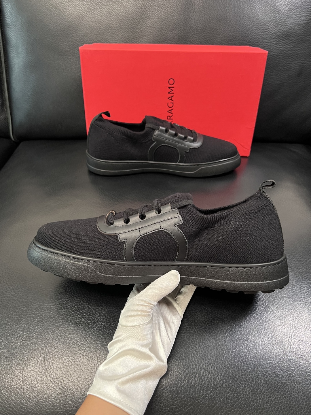 ⚠️只换码不退⚠️    Ferragamo  高品质   顶级工艺品  菲拉格慕  专柜新品同步，鞋面