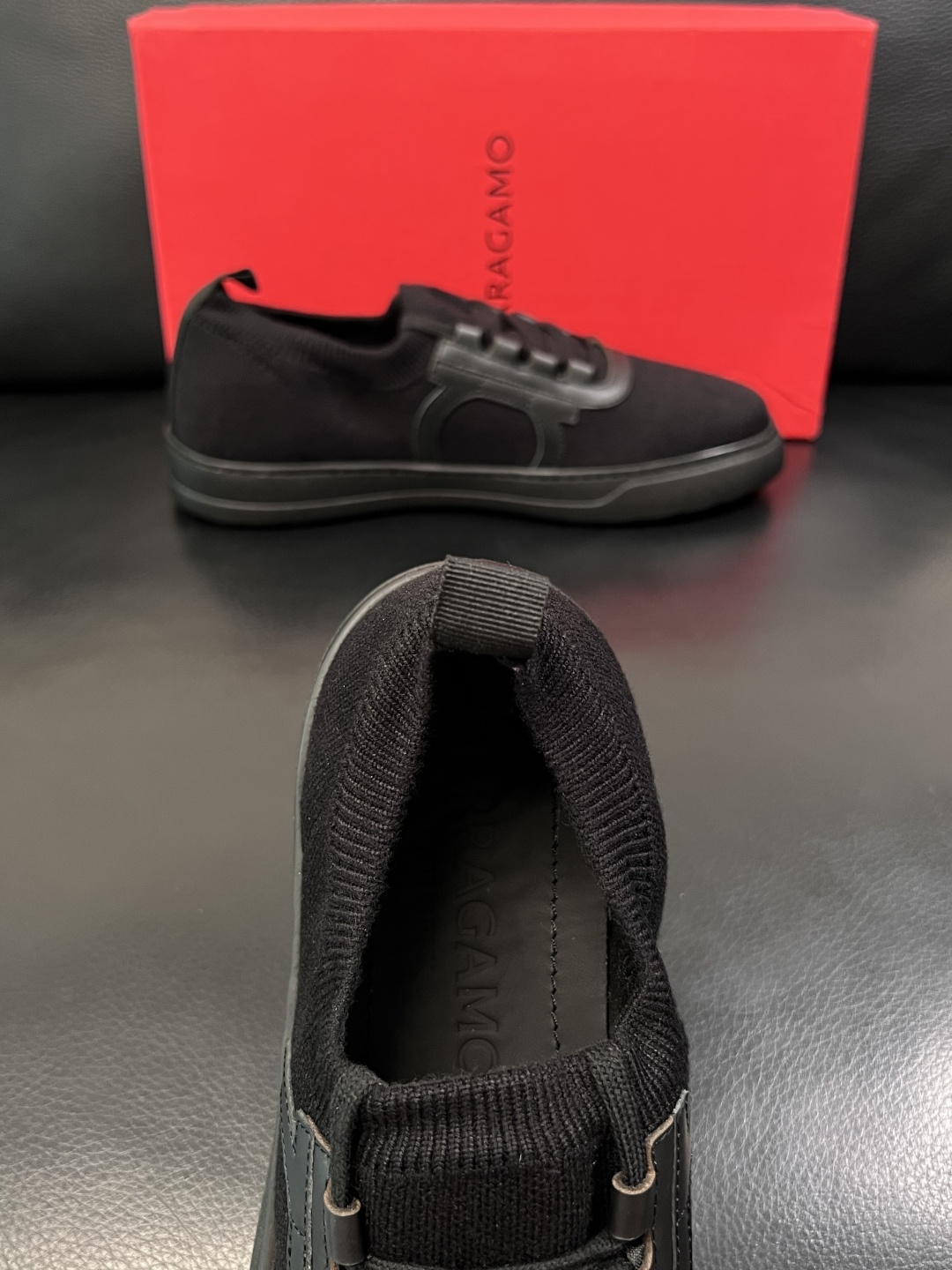 ⚠️只换码不退⚠️    Ferragamo  高品质   顶级工艺品  菲拉格慕  专柜新品同步，鞋面