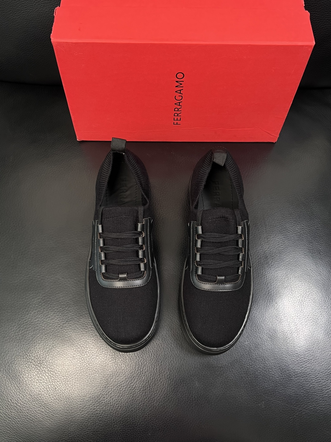 ⚠️只换码不退⚠️    Ferragamo  高品质   顶级工艺品  菲拉格慕  专柜新品同步，鞋面