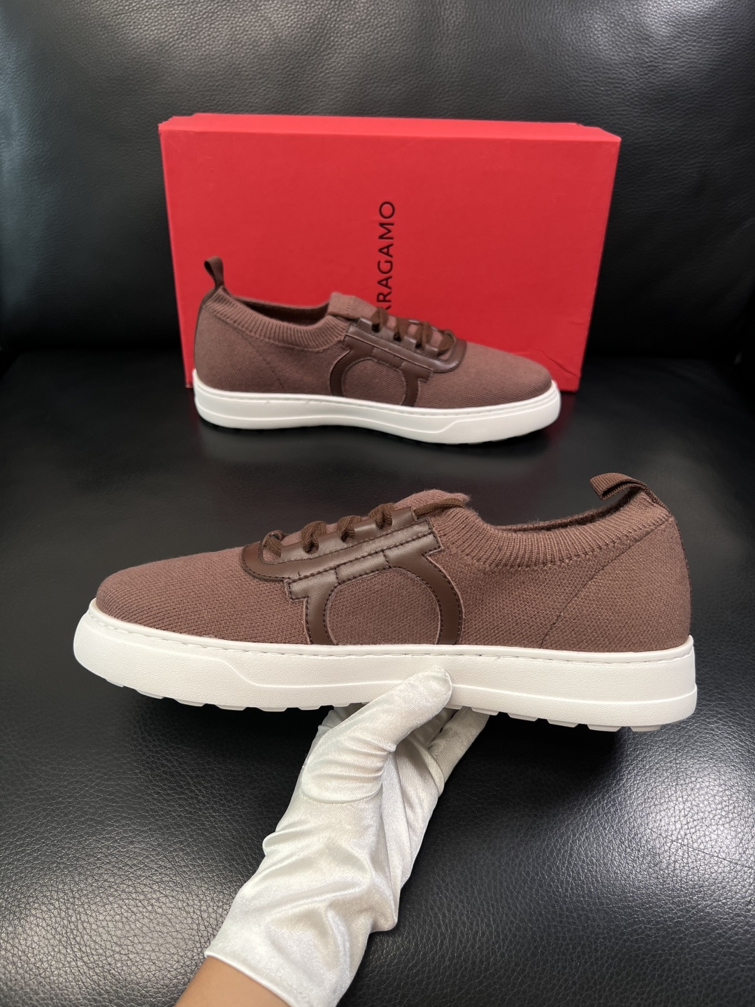 ⚠️只换码不退⚠️    Ferragamo  高品质   顶级工艺品  菲拉格慕  专柜新品同步，鞋面