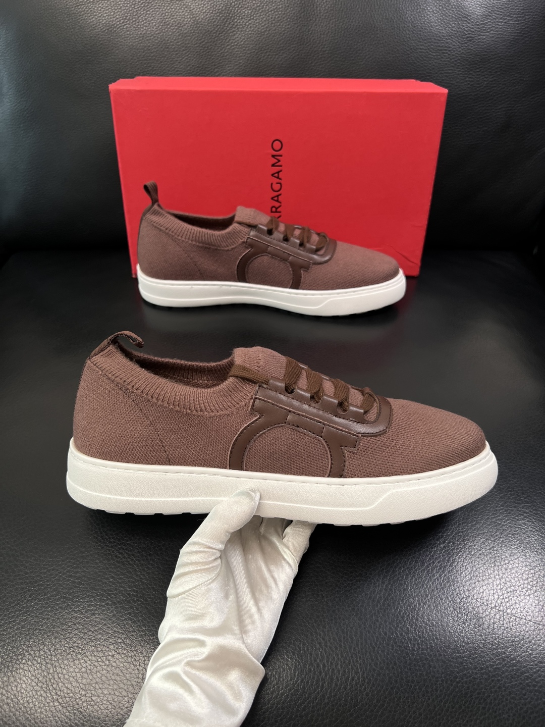 ⚠️只换码不退⚠️    Ferragamo  高品质   顶级工艺品  菲拉格慕  专柜新品同步，鞋面