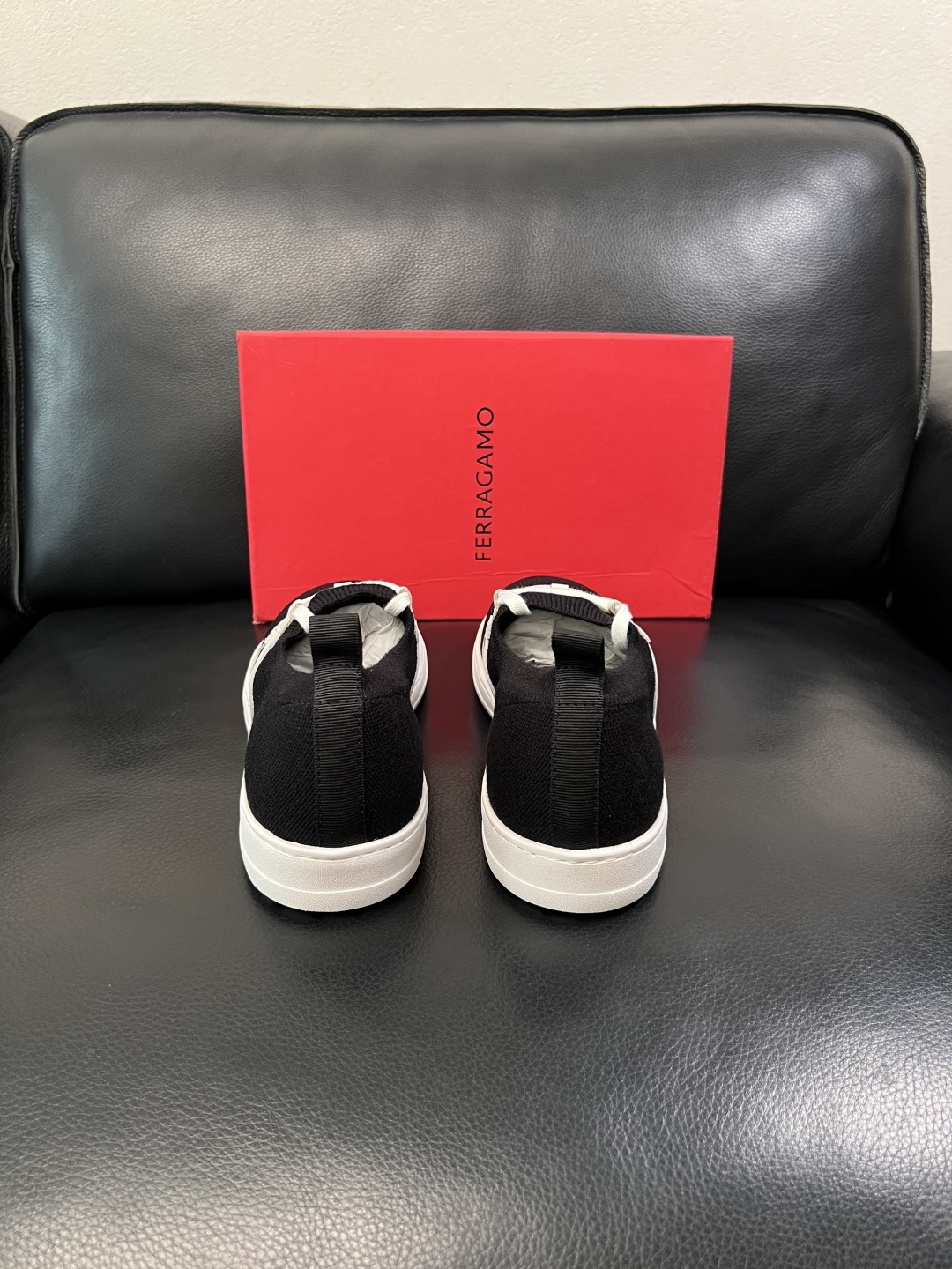 ⚠️只换码不退⚠️    Ferragamo  高品质   顶级工艺品  菲拉格慕  专柜新品同步，鞋面
