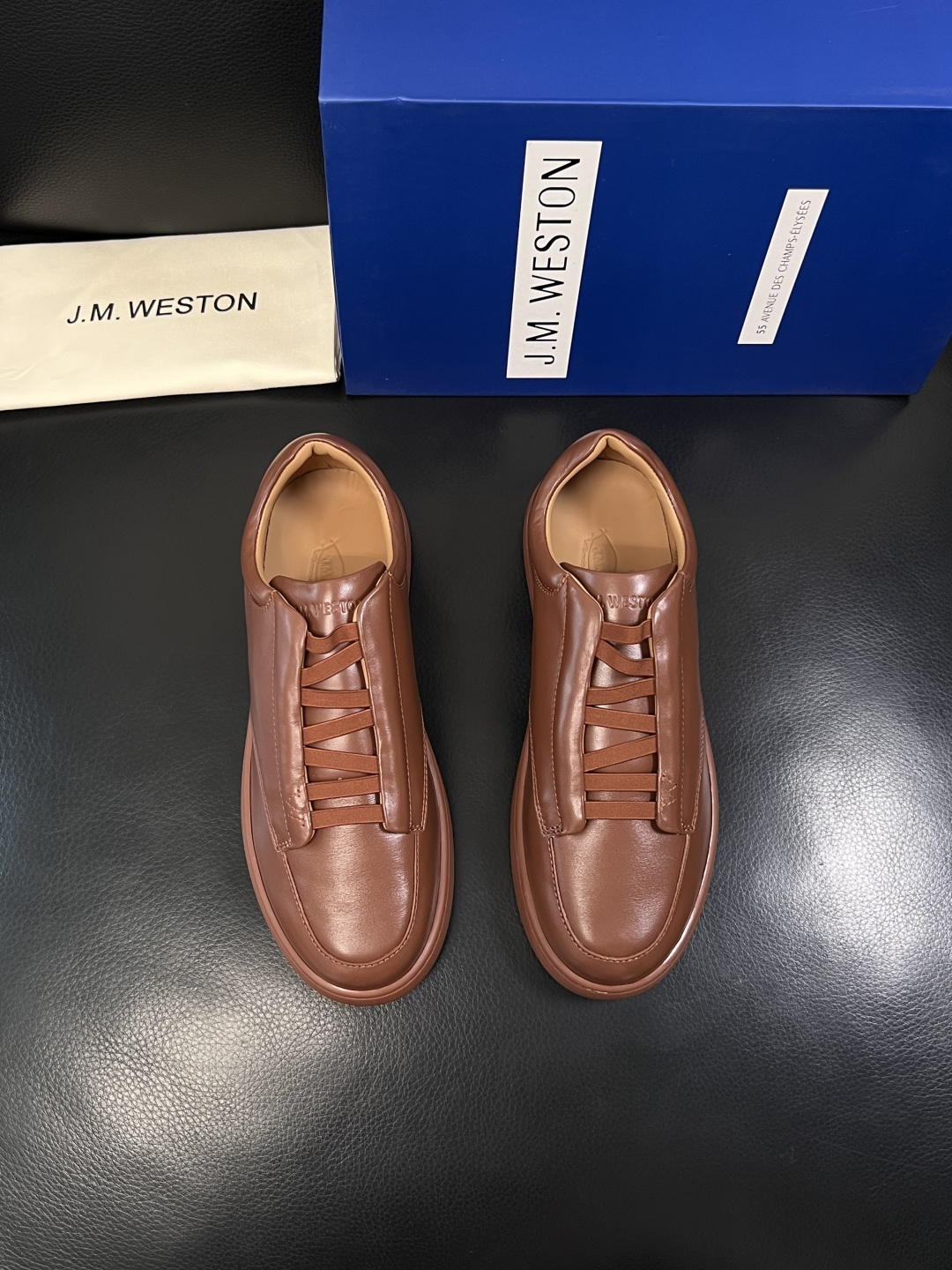 ⚠️只换码不退⚠️   J.M.WESTON  高品质  顶级工艺品  专柜新品同步，鞋面意大利进口牛皮