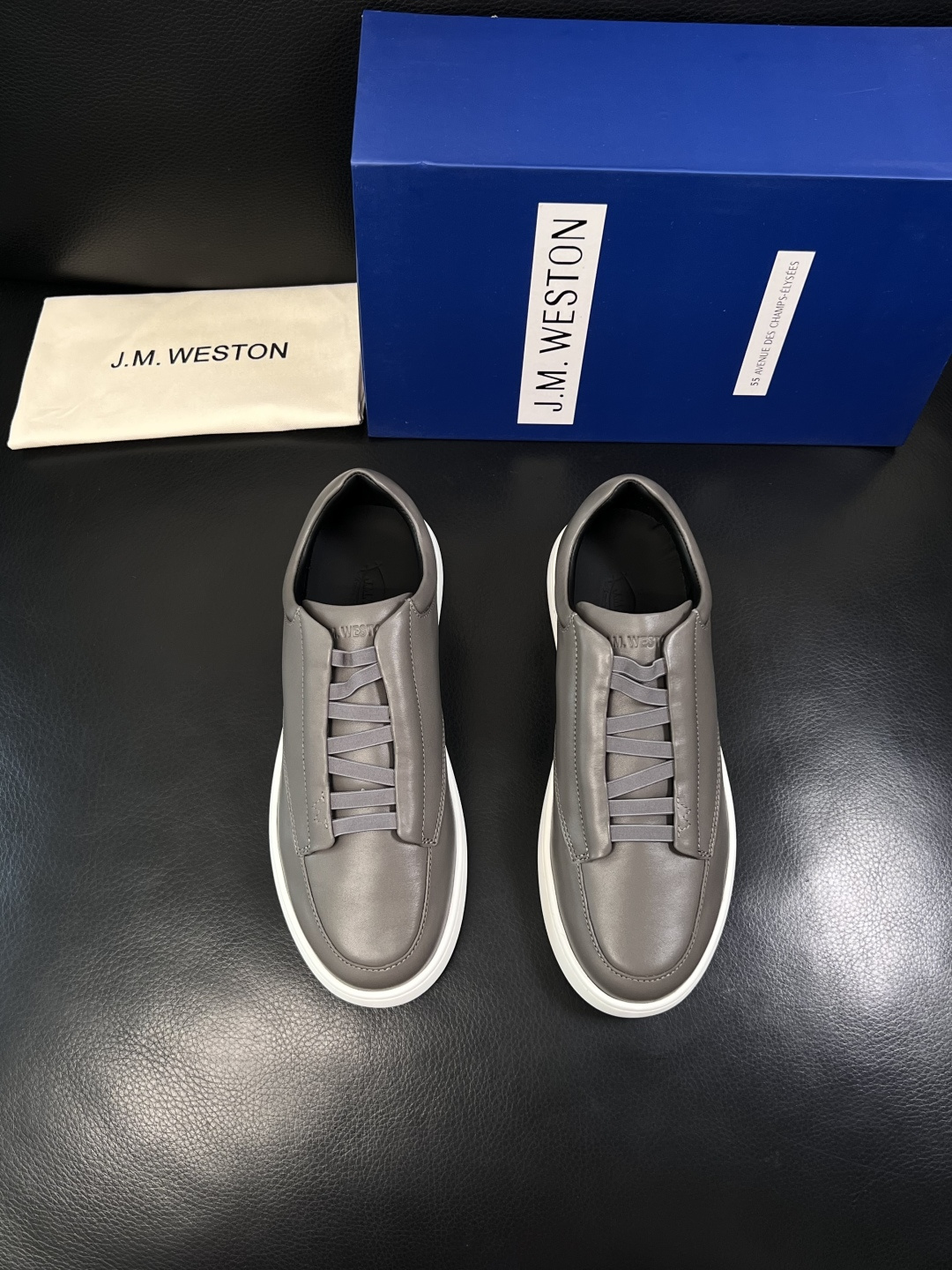 ⚠️只换码不退⚠️   J.M.WESTON  高品质  顶级工艺品  专柜新品同步，鞋面意大利进口牛皮