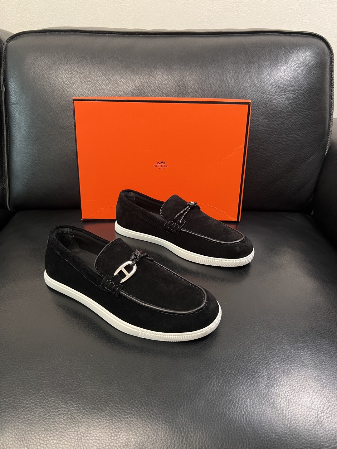 Hermes  高品质  顶级工艺品  爱马仕 专柜同步发售原厂配置，意大利进口原版牛皮面料，高品质拼接