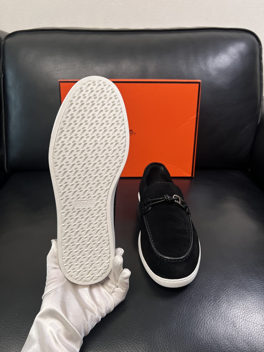 Hermes  高品质  顶级工艺品  爱马仕 专柜同步发售原厂配置，意大利进口原版牛皮面料，高品质拼接