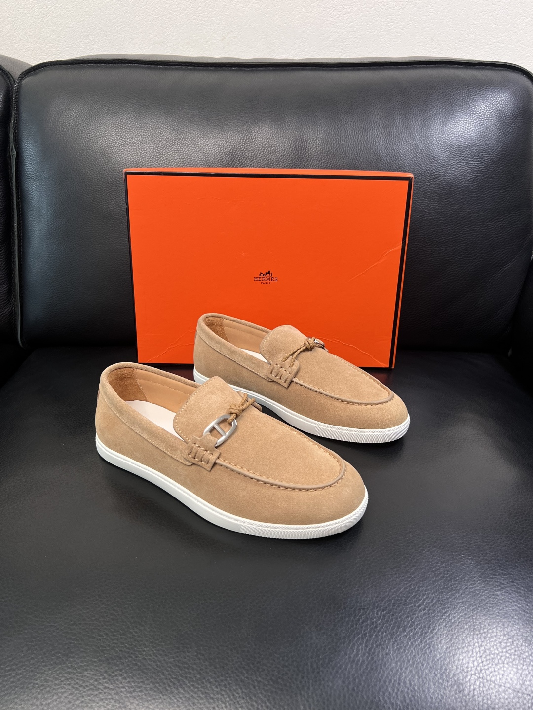 Hermes  高品质  顶级工艺品  爱马仕 专柜同步发售原厂配置，意大利进口原版牛皮面料，高品质拼接