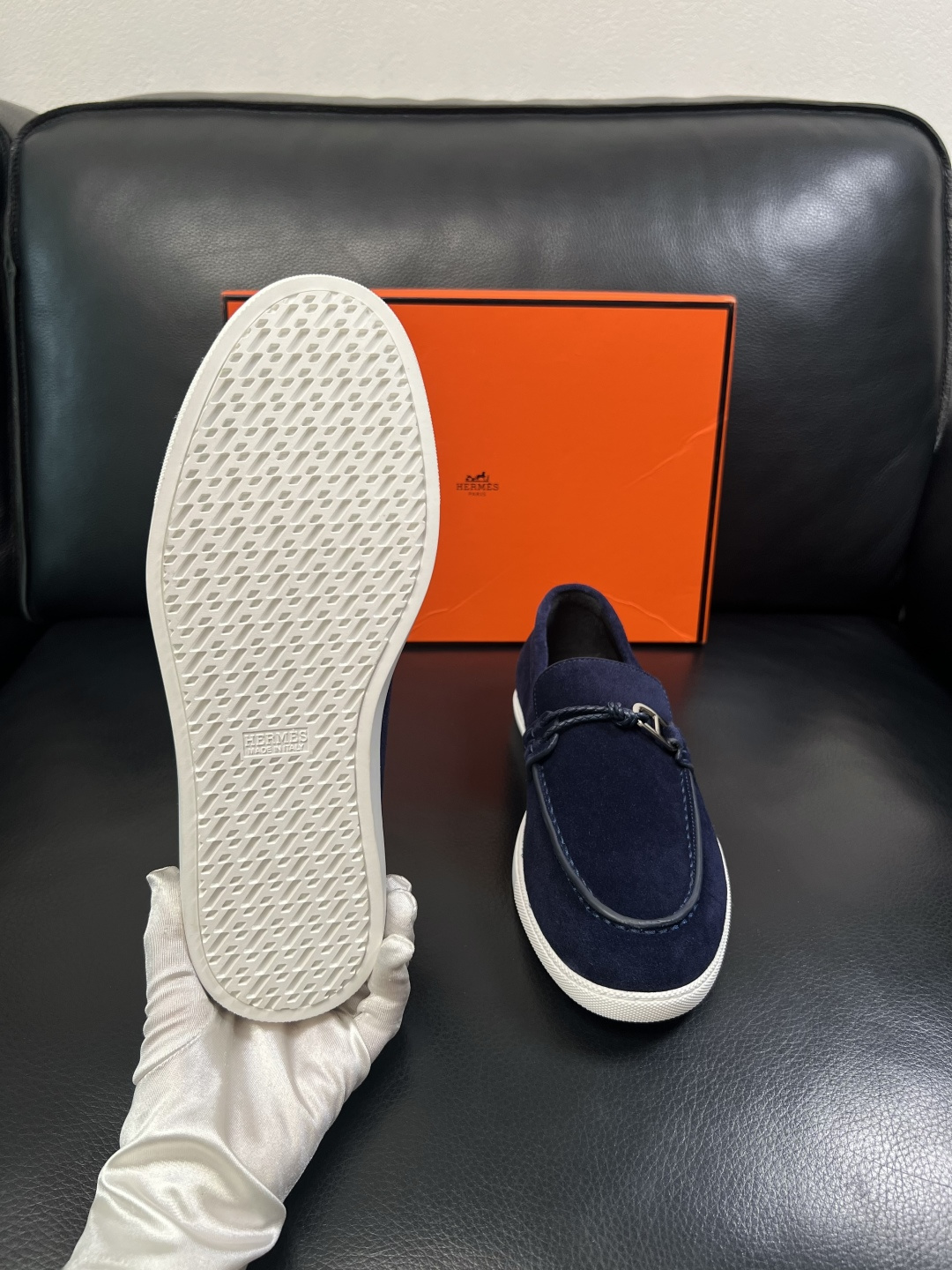 Hermes  高品质  顶级工艺品  爱马仕 专柜同步发售原厂配置，意大利进口原版牛皮面料，高品质拼接