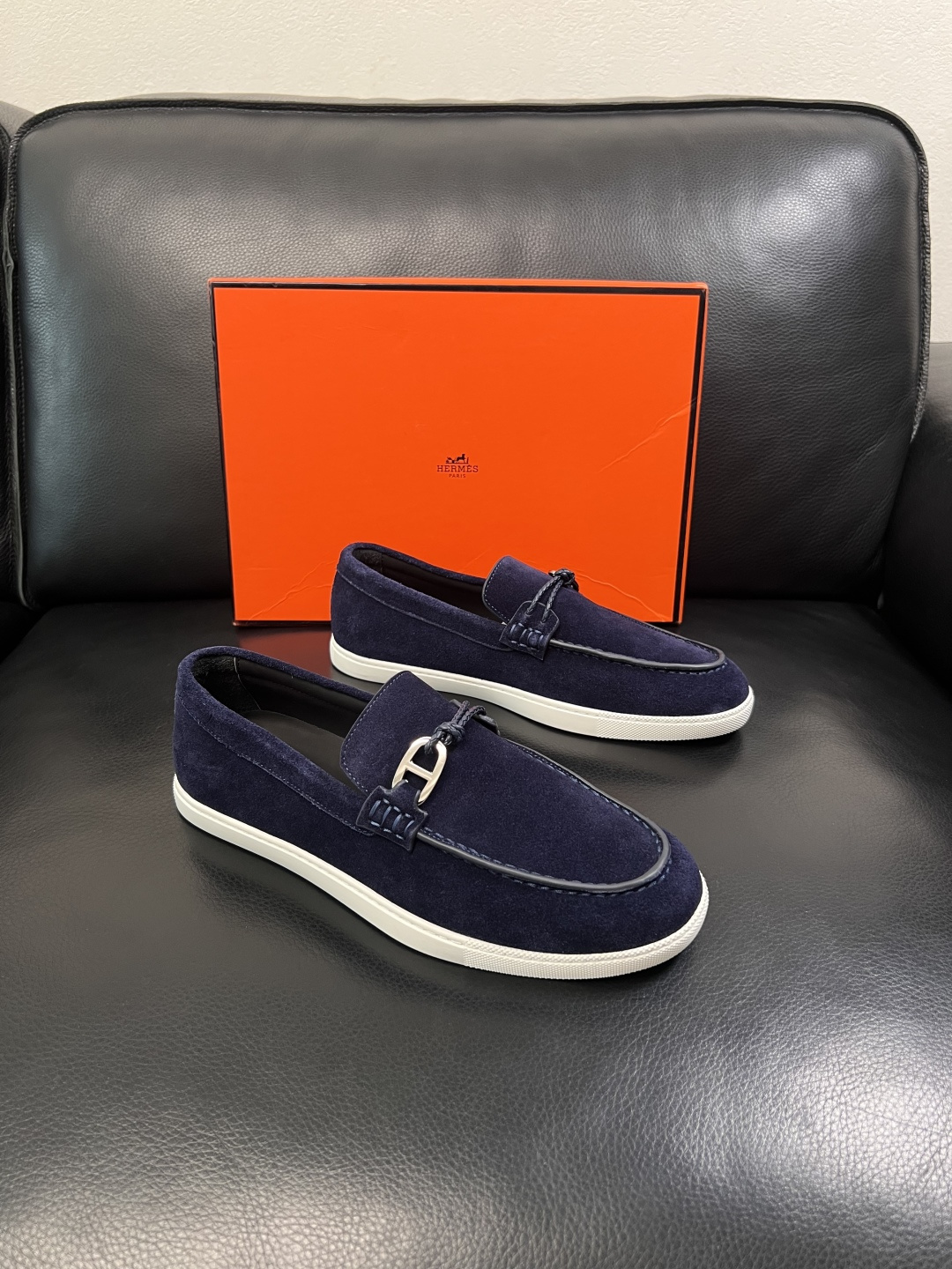 Hermes  高品质  顶级工艺品  爱马仕 专柜同步发售原厂配置，意大利进口原版牛皮面料，高品质拼接