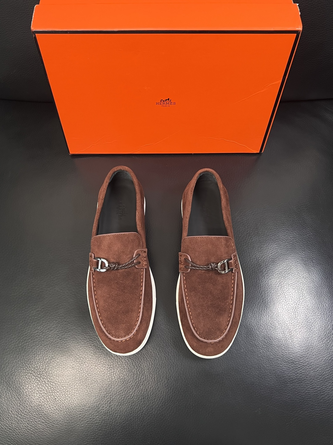 Hermes  高品质  顶级工艺品  爱马仕 专柜同步发售原厂配置，意大利进口原版牛皮面料，高品质拼接