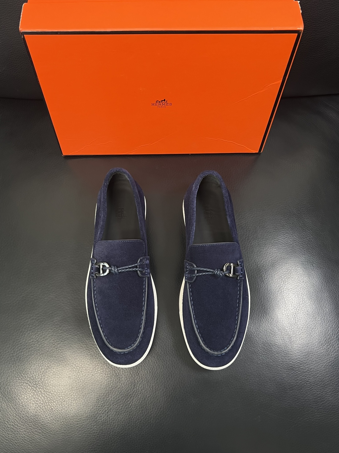 Hermes  高品质  顶级工艺品  爱马仕 专柜同步发售原厂配置，意大利进口原版牛皮面料，高品质拼接