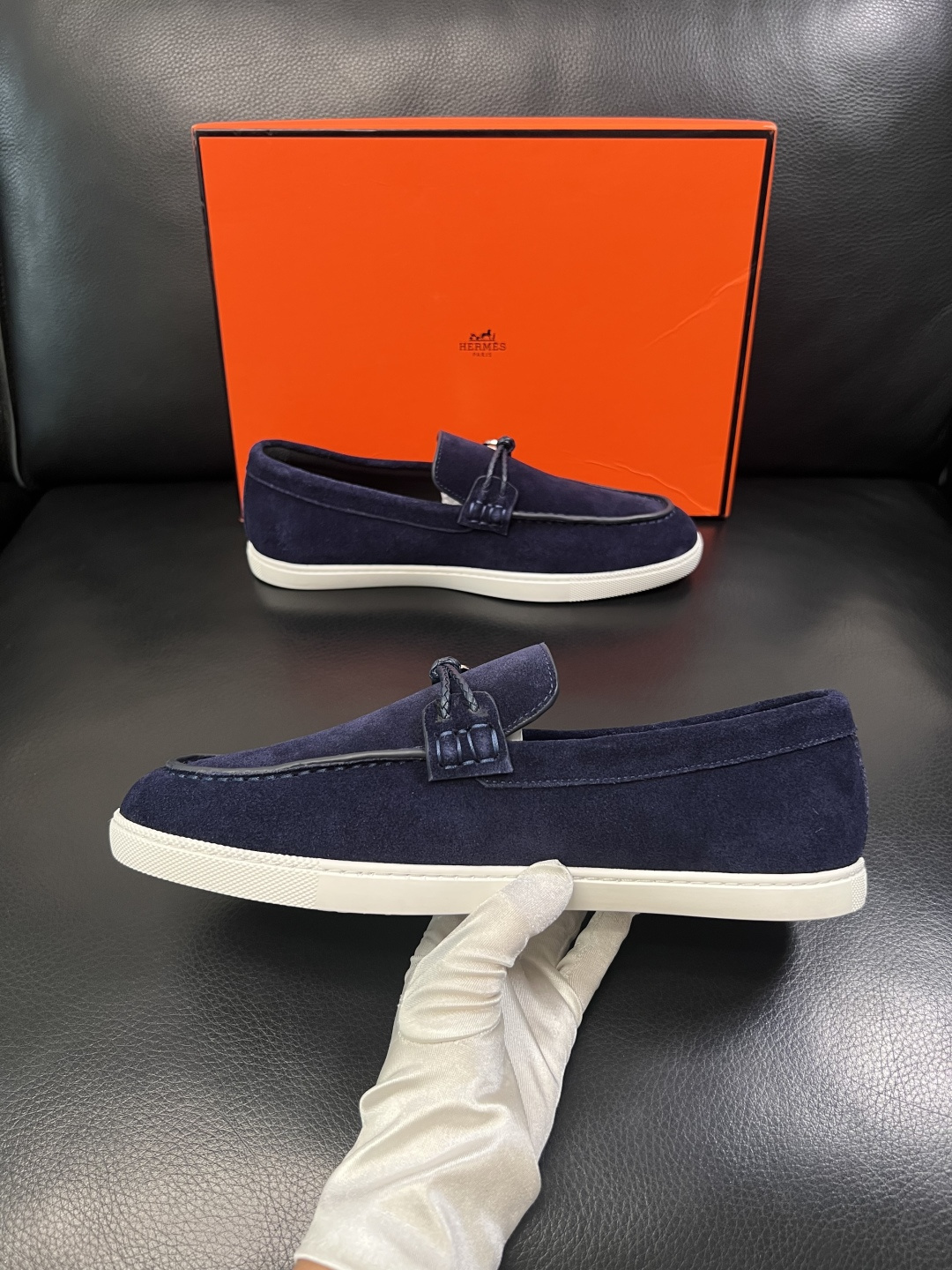 Hermes  高品质  顶级工艺品  爱马仕 专柜同步发售原厂配置，意大利进口原版牛皮面料，高品质拼接