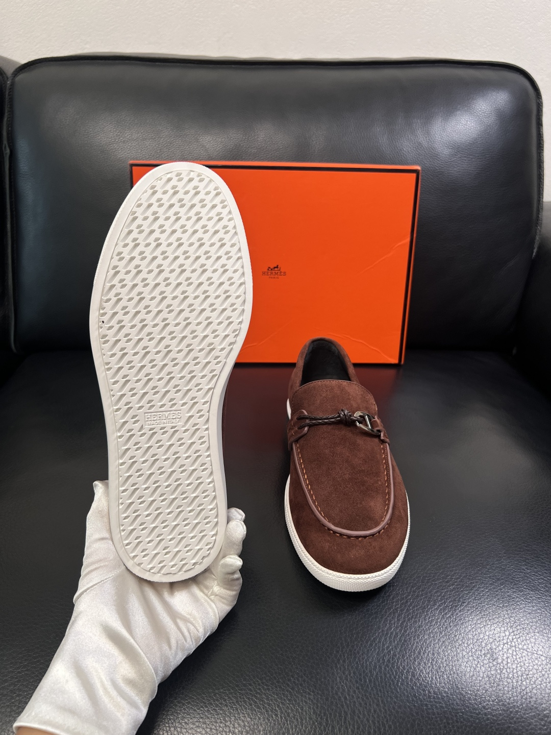 Hermes  高品质  顶级工艺品  爱马仕 专柜同步发售原厂配置，意大利进口原版牛皮面料，高品质拼接