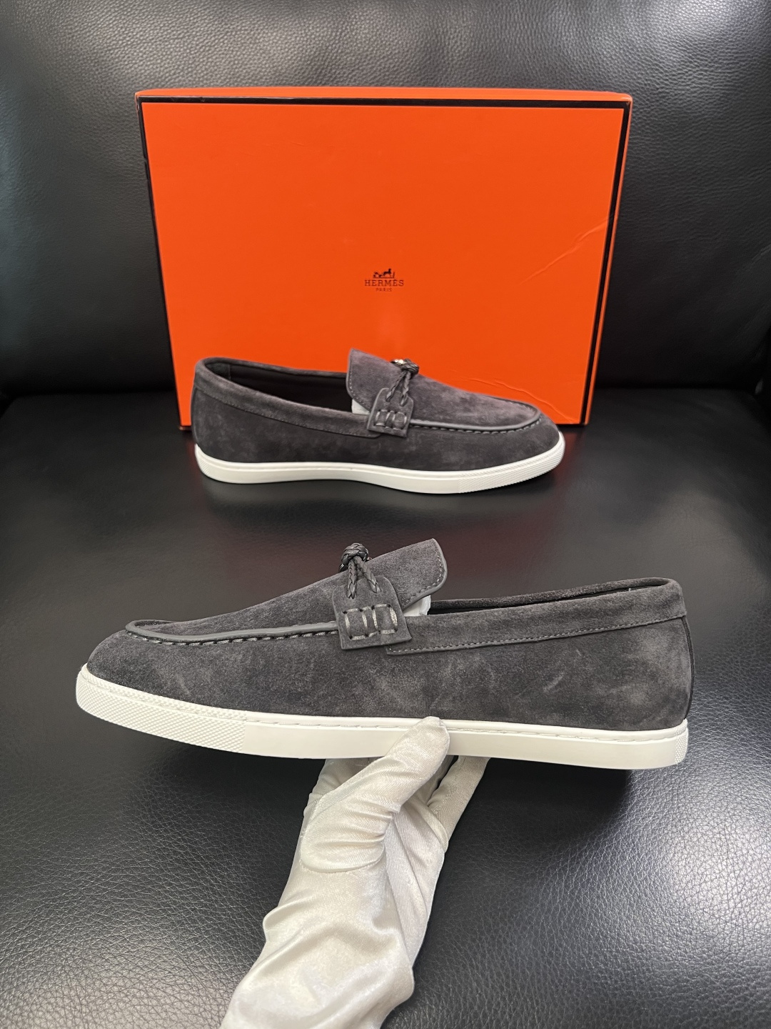 Hermes  高品质  顶级工艺品  爱马仕 专柜同步发售原厂配置，意大利进口原版牛皮面料，高品质拼接