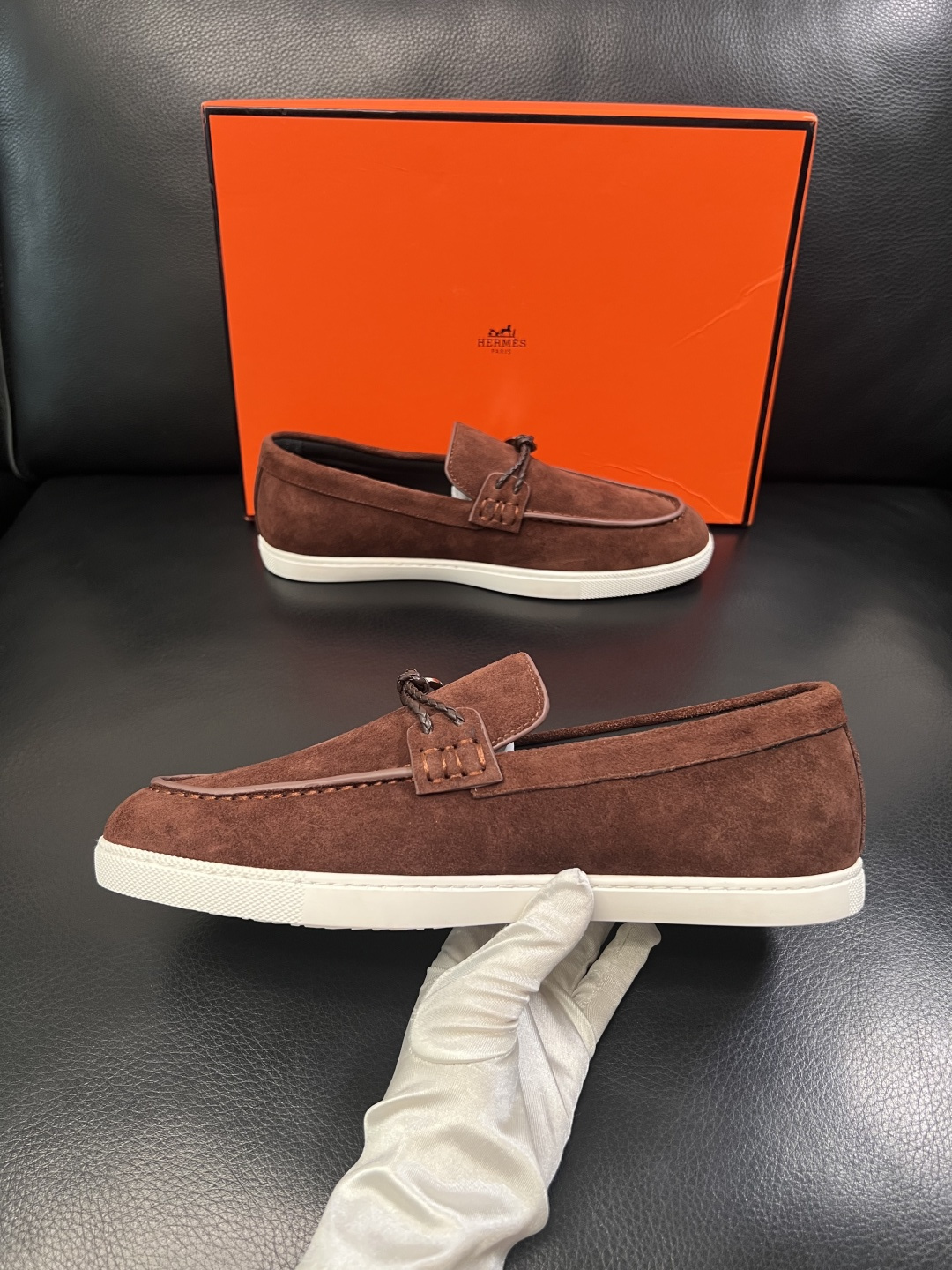 Hermes  高品质  顶级工艺品  爱马仕 专柜同步发售原厂配置，意大利进口原版牛皮面料，高品质拼接