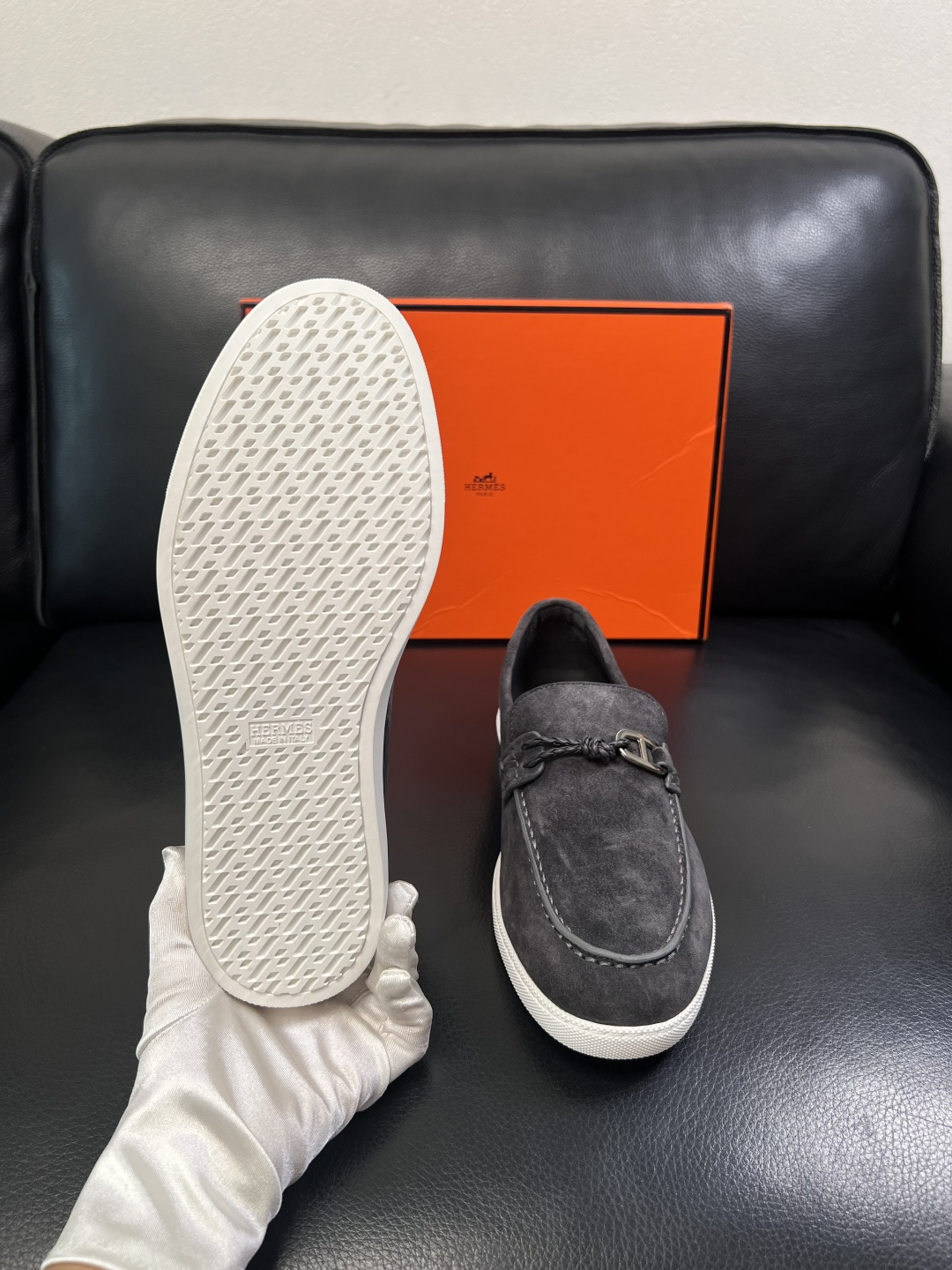 Hermes  高品质  顶级工艺品  爱马仕 专柜同步发售原厂配置，意大利进口原版牛皮面料，高品质拼接