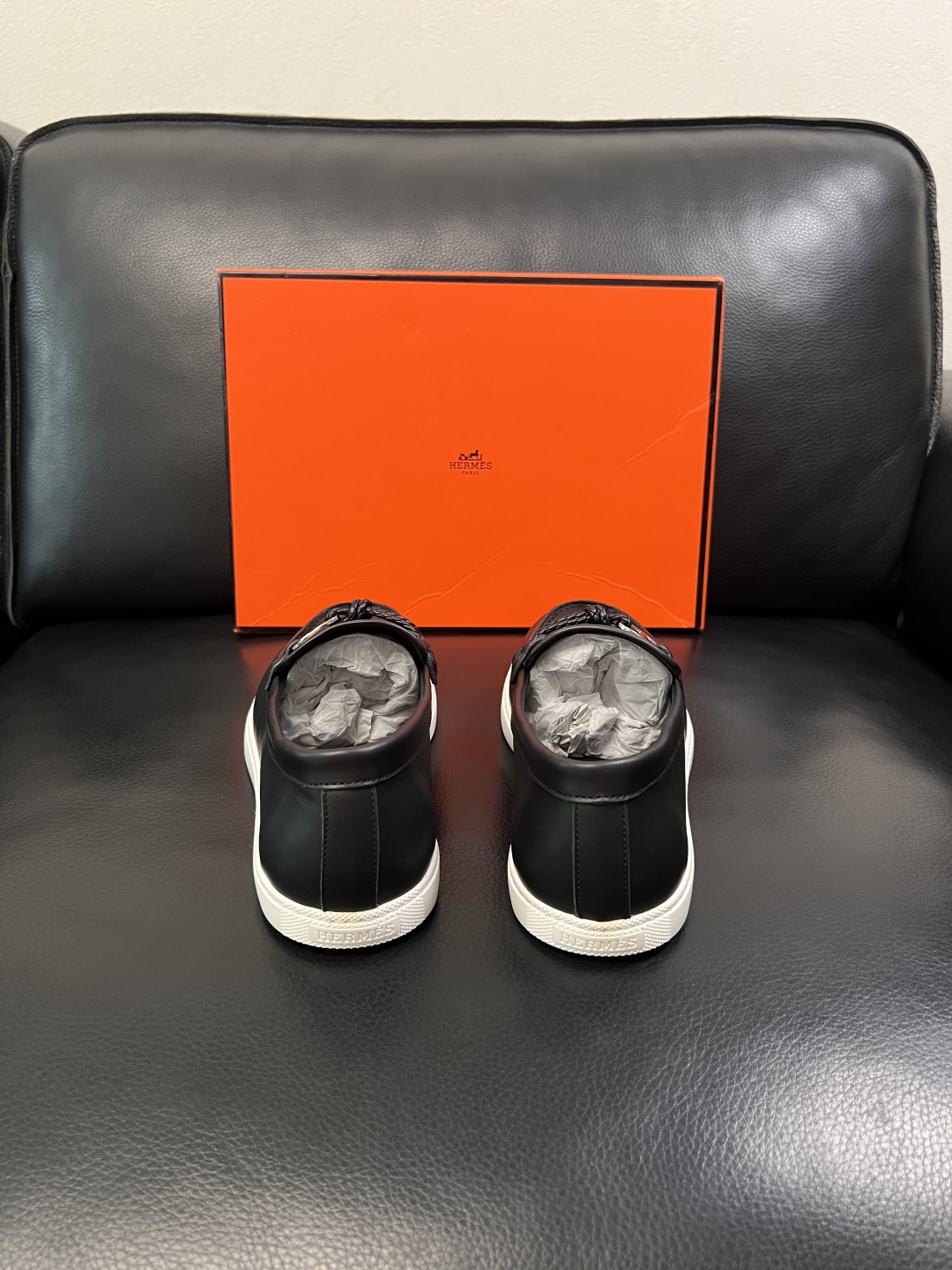Hermes  高品质  顶级工艺品  爱马仕 专柜同步发售原厂配置，意大利进口原版牛皮面料，高品质拼接