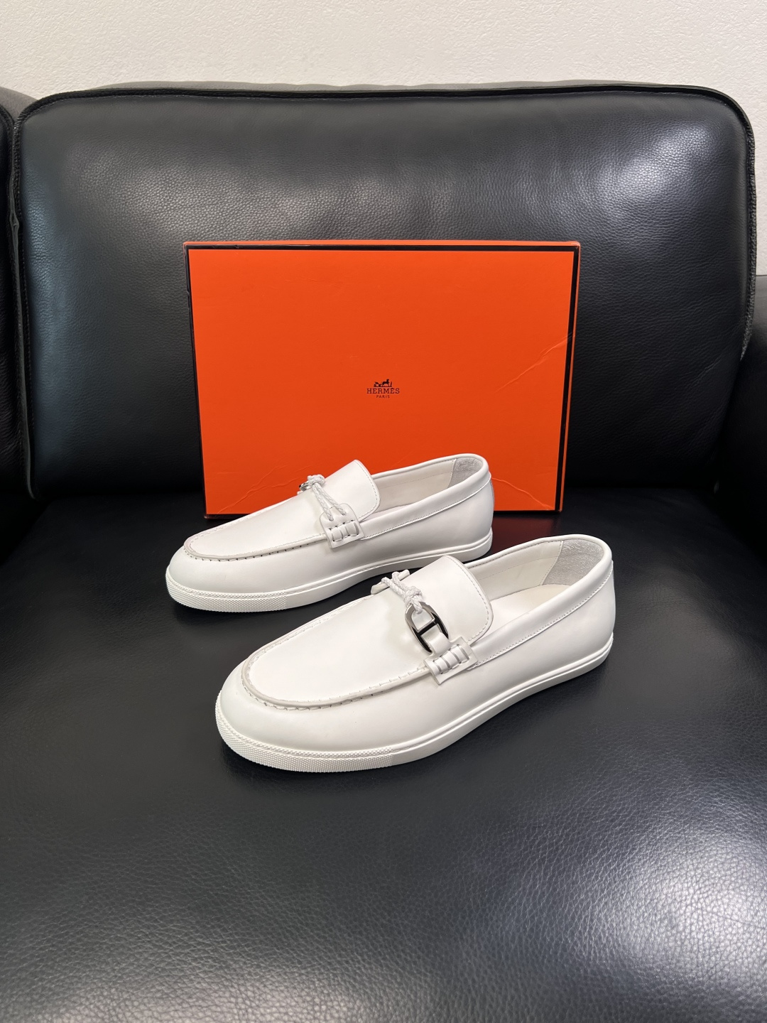 Hermes  高品质  顶级工艺品  爱马仕 专柜同步发售原厂配置，意大利进口原版牛皮面料，高品质拼接