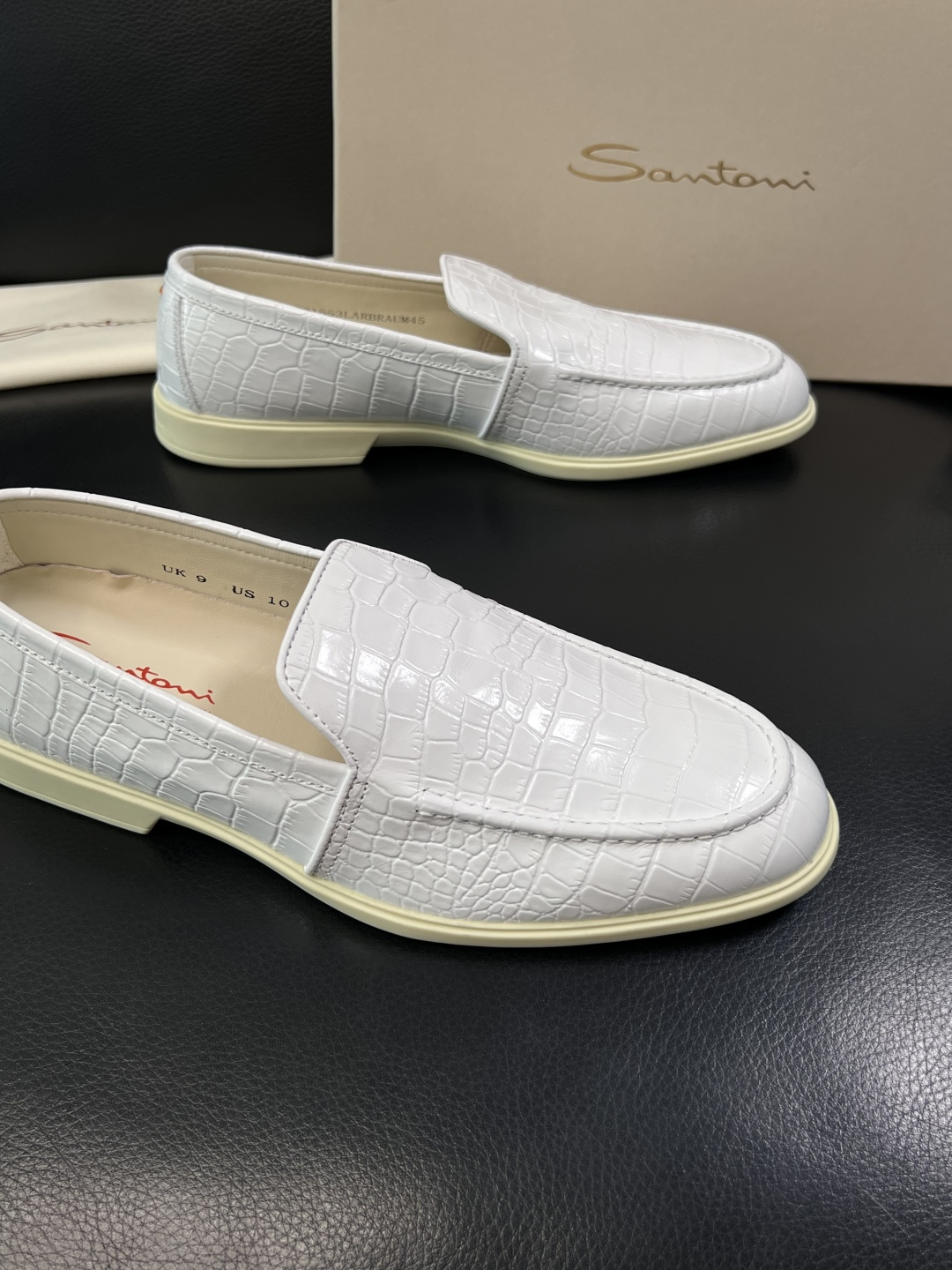 ⚠️只换码不退⚠️    Santoni  高品质    顶级工艺品  圣东尼  专柜新品同步，鞋面意大