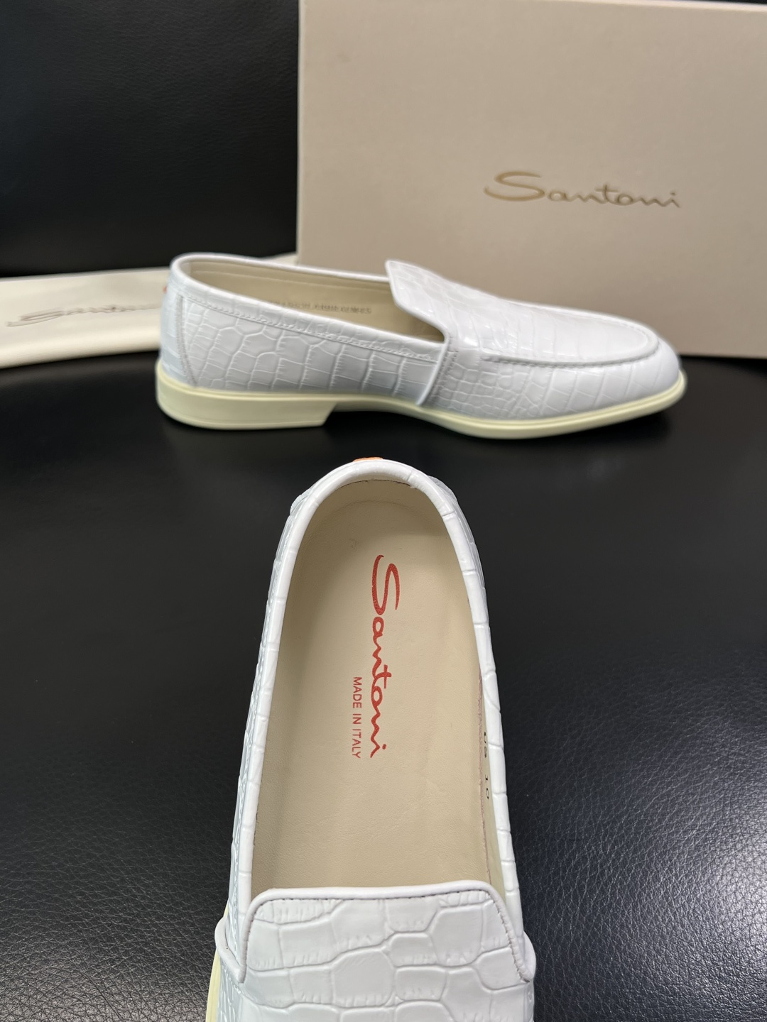 ⚠️只换码不退⚠️    Santoni  高品质    顶级工艺品  圣东尼  专柜新品同步，鞋面意大