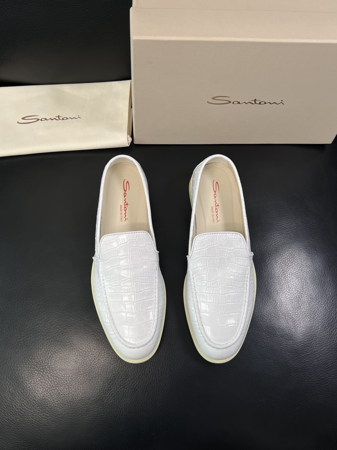 ⚠️只换码不退⚠️    Santoni  高品质    顶级工艺品  圣东尼  专柜新品同步，鞋面意大