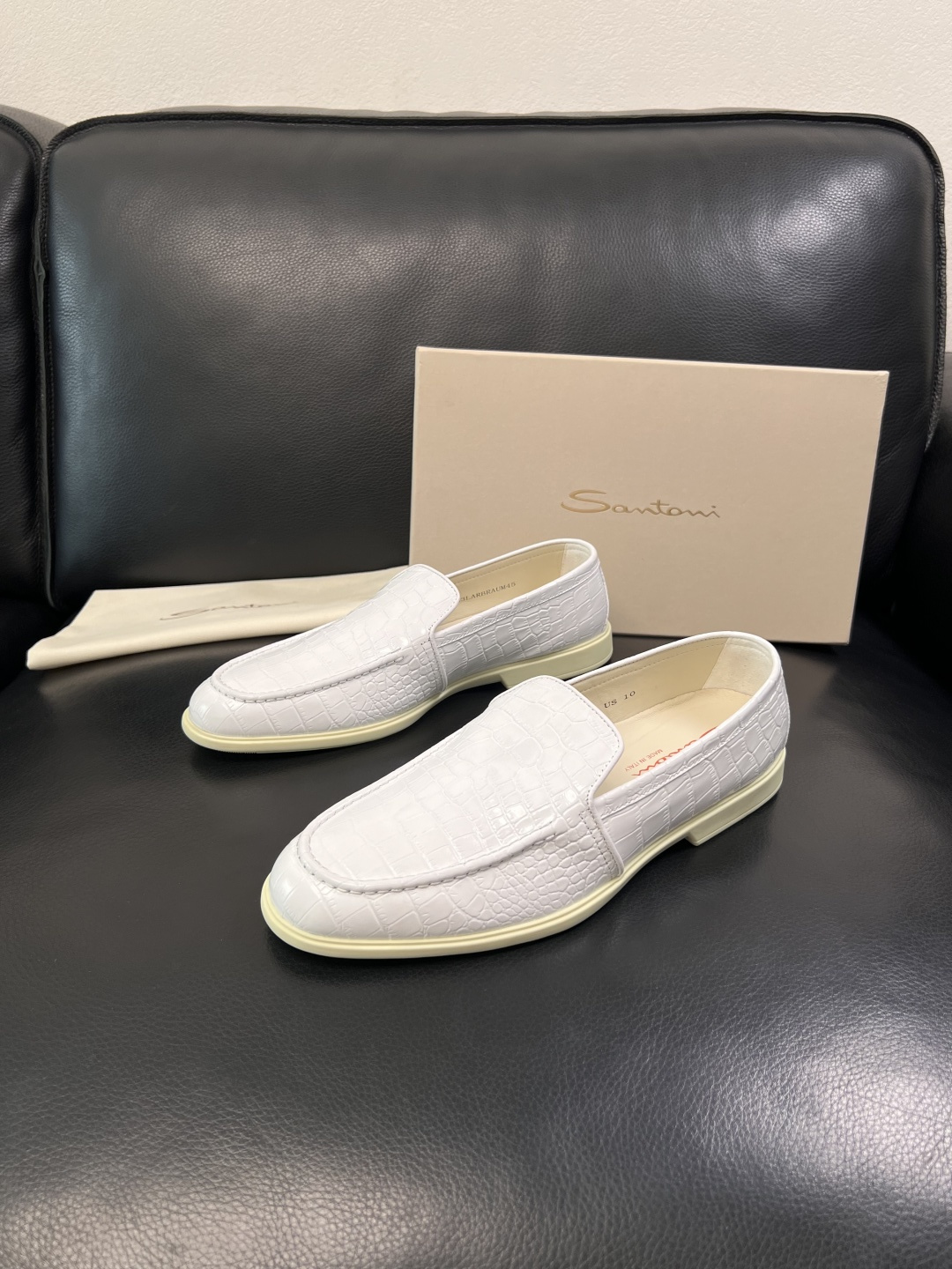 ⚠️只换码不退⚠️    Santoni  高品质    顶级工艺品  圣东尼  专柜新品同步，鞋面意大
