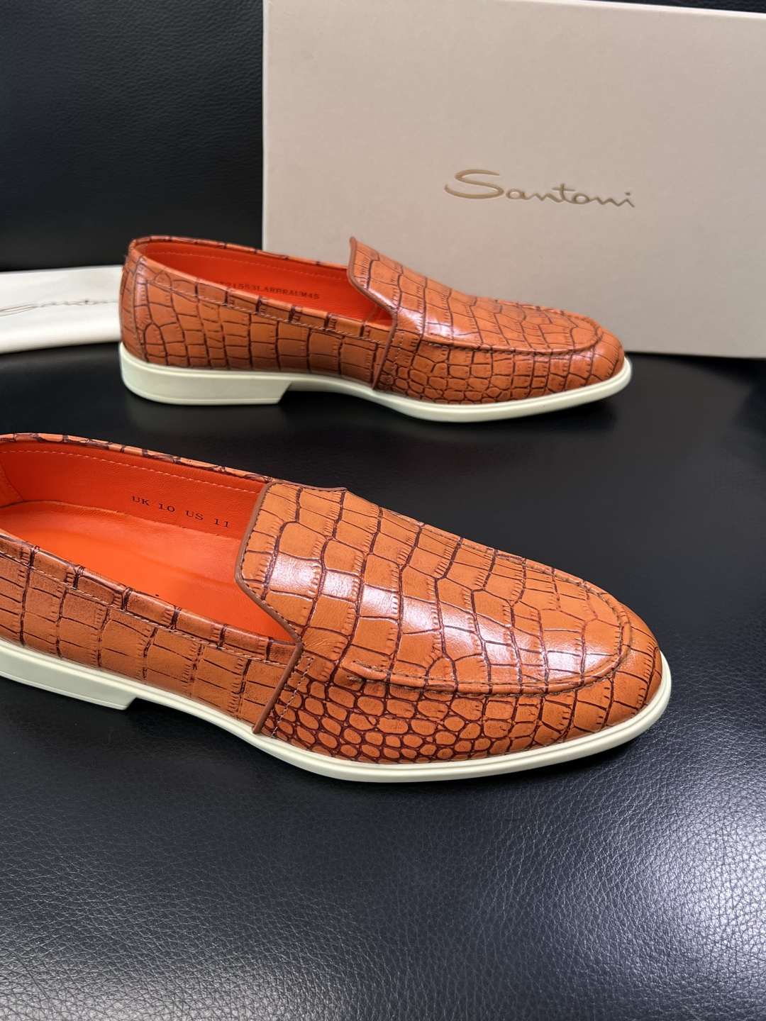 ⚠️只换码不退⚠️    Santoni  高品质    顶级工艺品  圣东尼  专柜新品同步，鞋面意大