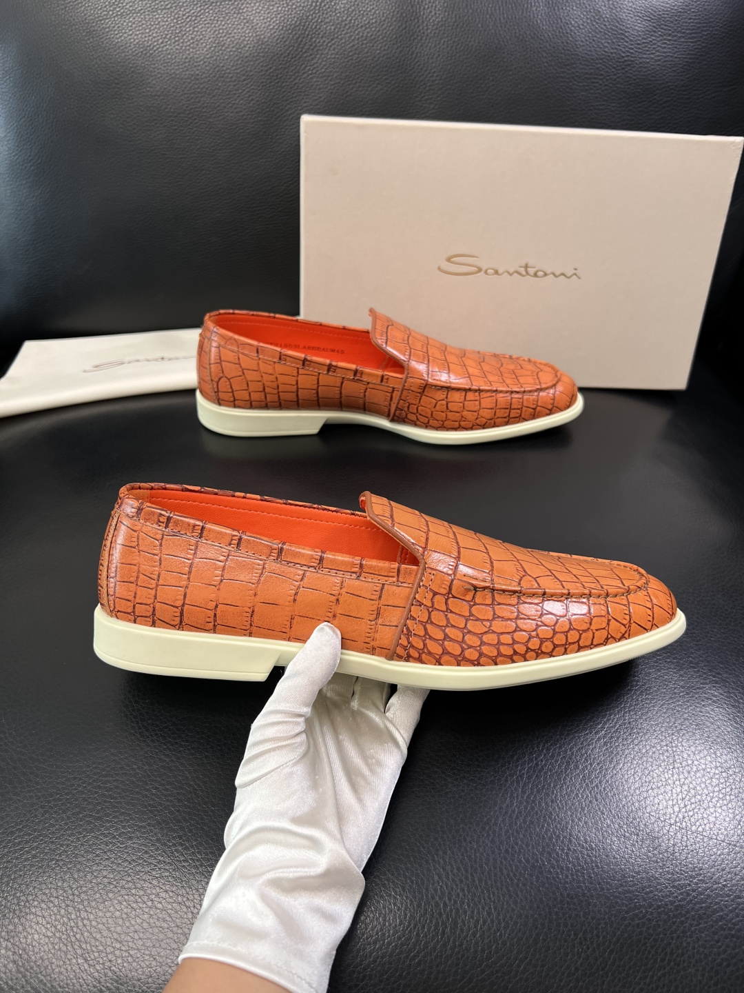 ⚠️只换码不退⚠️    Santoni  高品质    顶级工艺品  圣东尼  专柜新品同步，鞋面意大