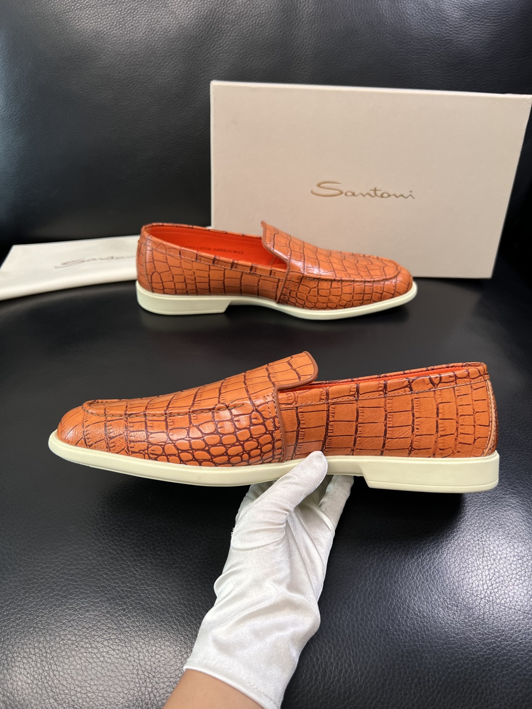 ⚠️只换码不退⚠️    Santoni  高品质    顶级工艺品  圣东尼  专柜新品同步，鞋面意大