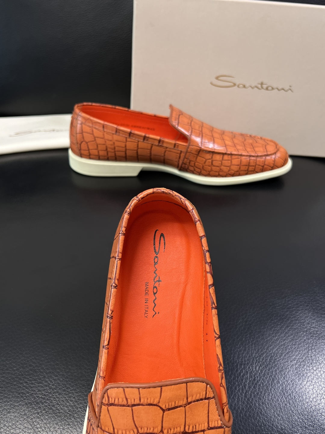 ⚠️只换码不退⚠️    Santoni  高品质    顶级工艺品  圣东尼  专柜新品同步，鞋面意大