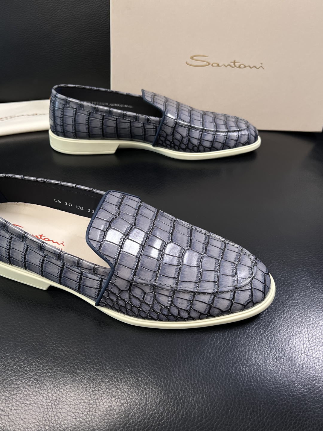 ⚠️只换码不退⚠️    Santoni  高品质    顶级工艺品  圣东尼  专柜新品同步，鞋面意大