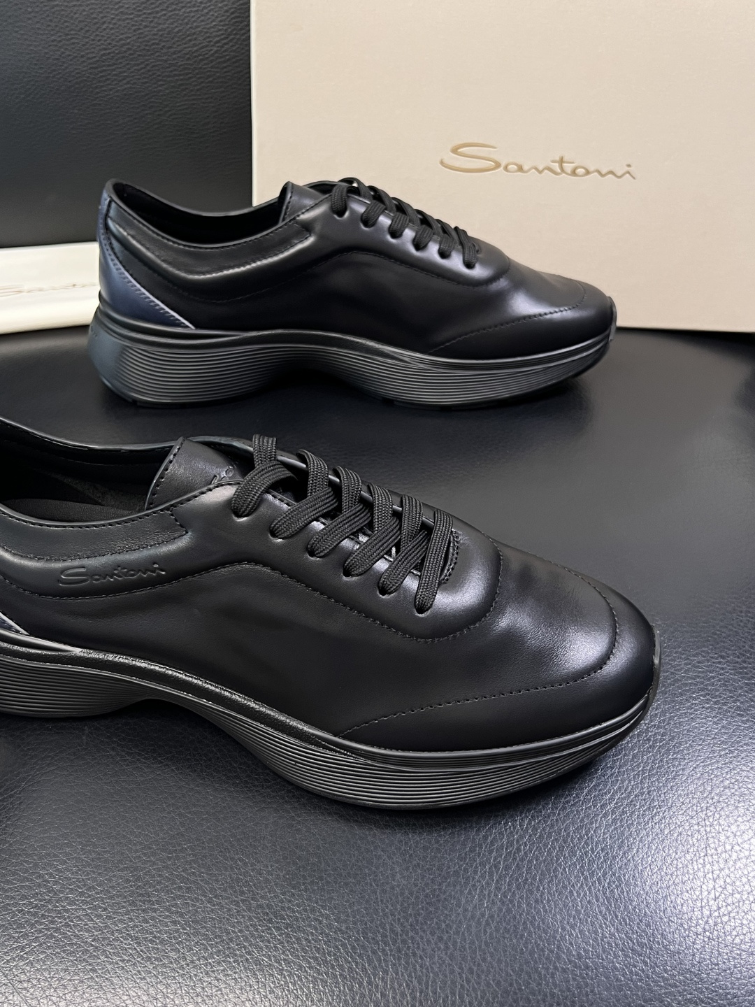 ⚠️只换码不退⚠️    Santoni  高品质    顶级工艺品  圣东尼  专柜新品同步，鞋面意大