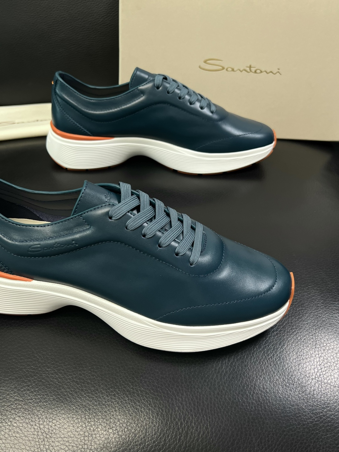 ⚠️只换码不退⚠️    Santoni  高品质    顶级工艺品  圣东尼  专柜新品同步，鞋面意大
