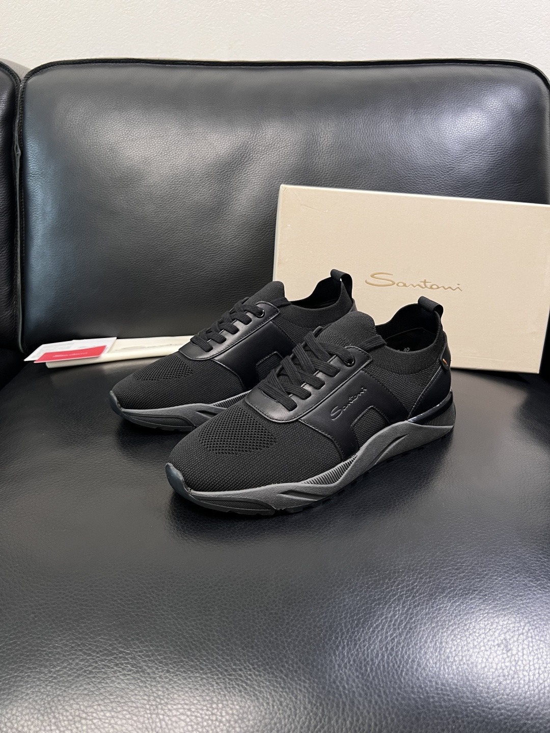 Santoni  高品质    顶级工艺品  圣东尼  专柜新品同步，鞋面意大利进口牛皮飞织面料，进口水