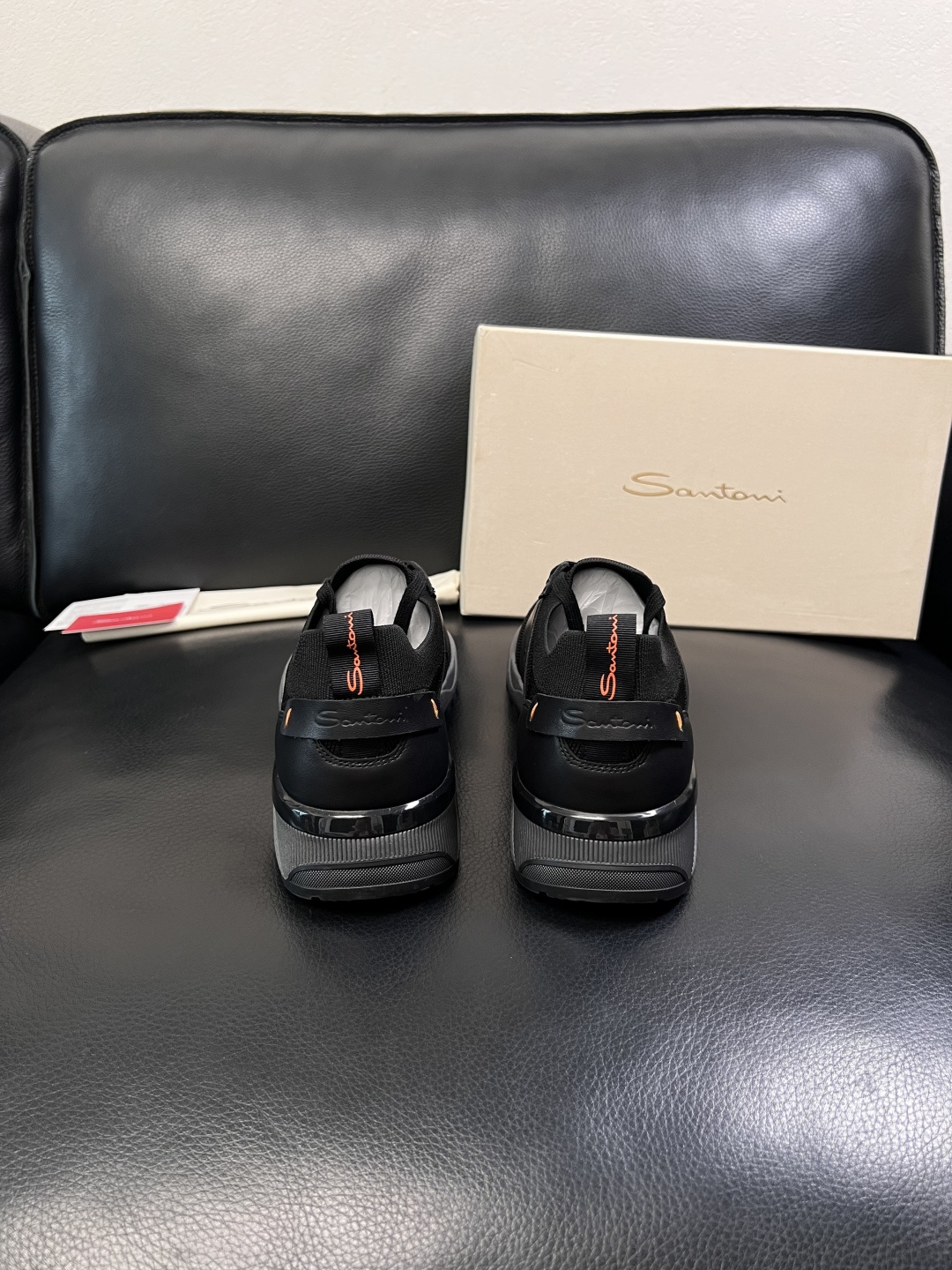 Santoni  高品质    顶级工艺品  圣东尼  专柜新品同步，鞋面意大利进口牛皮飞织面料，进口水