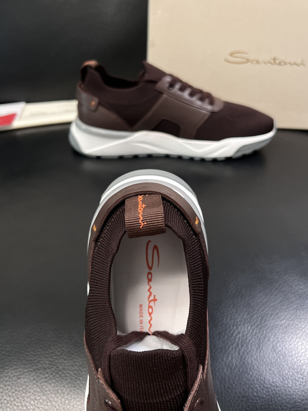 Santoni  高品质    顶级工艺品  圣东尼  专柜新品同步，鞋面意大利进口牛皮飞织面料，进口水