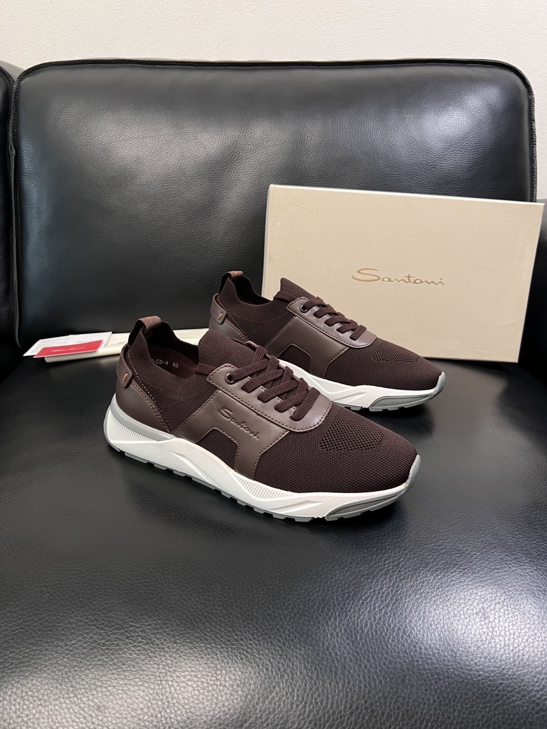 Santoni  高品质    顶级工艺品  圣东尼  专柜新品同步，鞋面意大利进口牛皮飞织面料，进口水