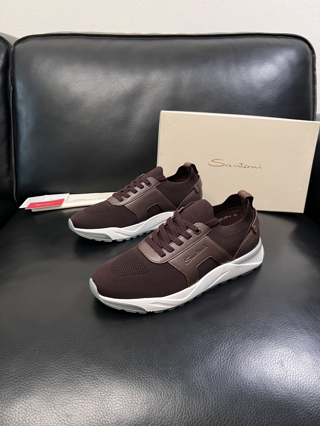 Santoni  高品质    顶级工艺品  圣东尼  专柜新品同步，鞋面意大利进口牛皮飞织面料，进口水