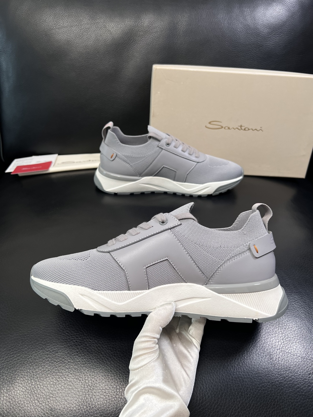 Santoni  高品质    顶级工艺品  圣东尼  专柜新品同步，鞋面意大利进口牛皮飞织面料，进口水