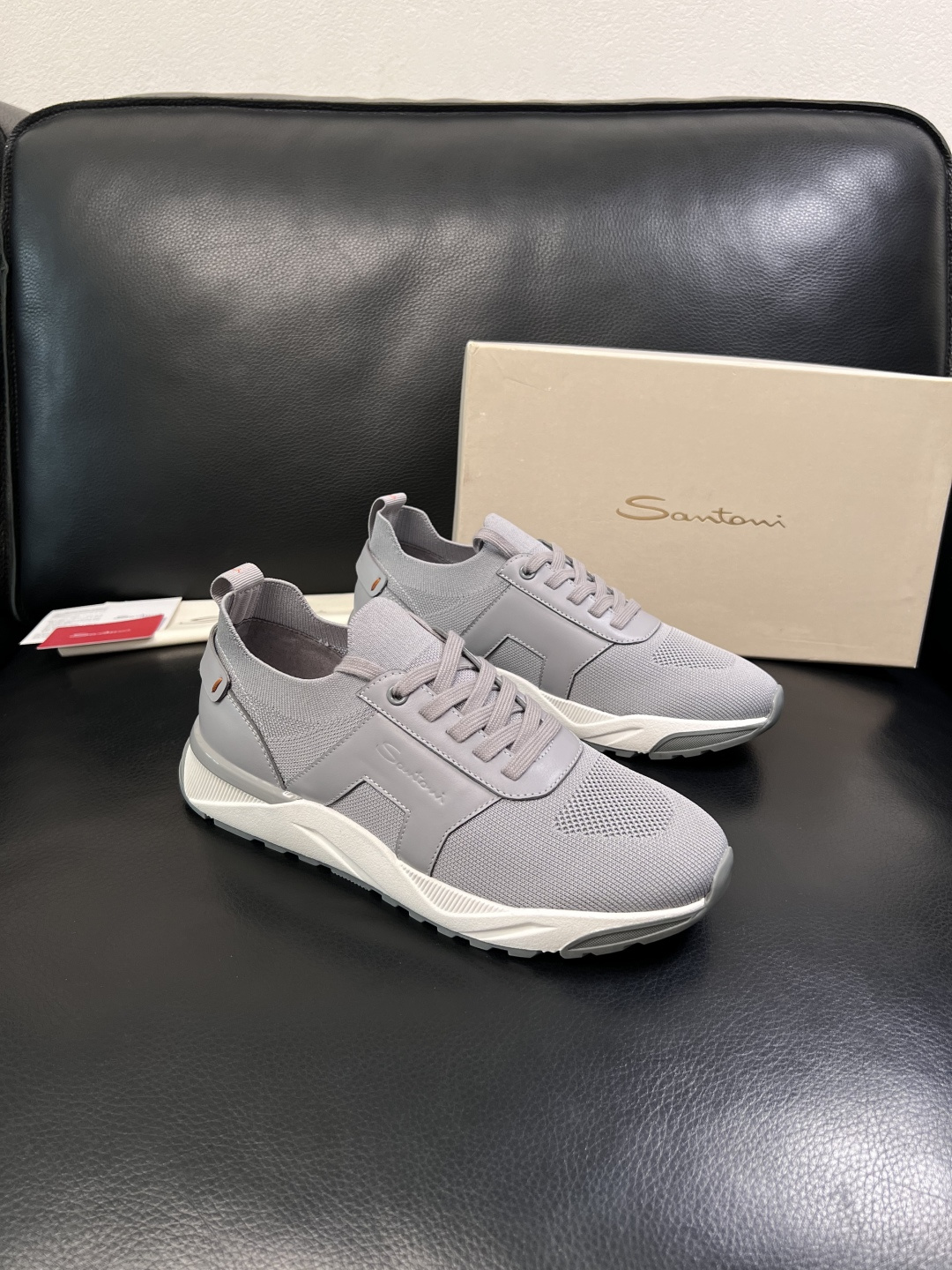 Santoni  高品质    顶级工艺品  圣东尼  专柜新品同步，鞋面意大利进口牛皮飞织面料，进口水