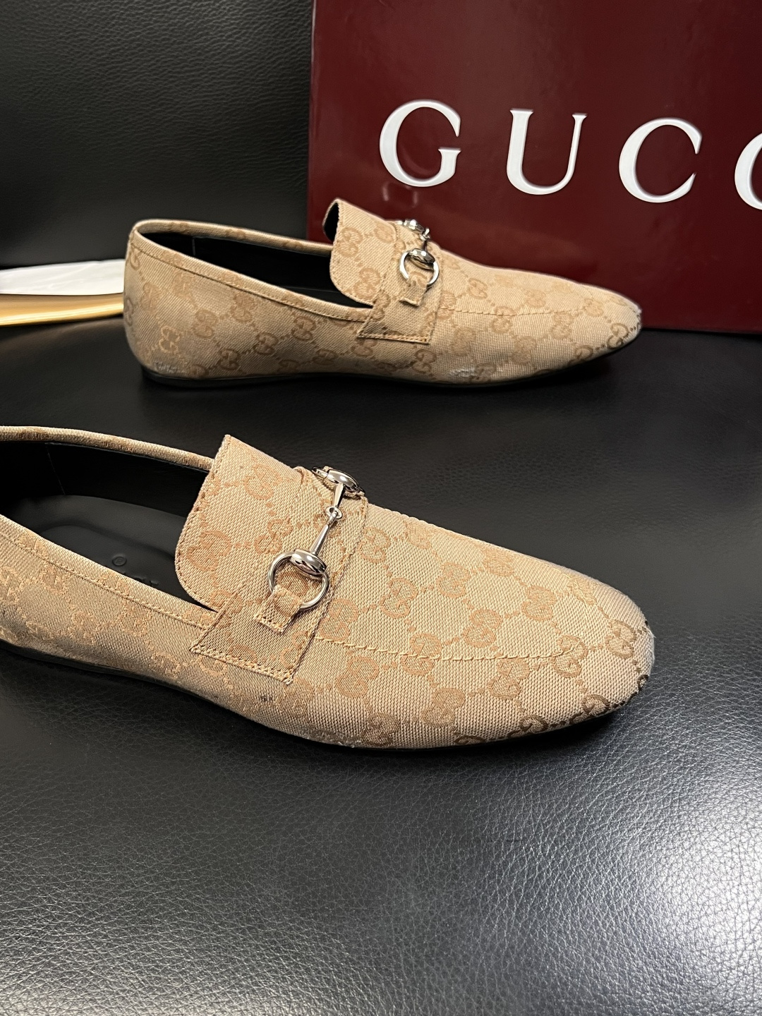 Gucci 高品质  顶级工艺品  古奇  皮鞋专柜新款原厂配置，意大利进口牛皮面料，进口牛皮内里垫，透