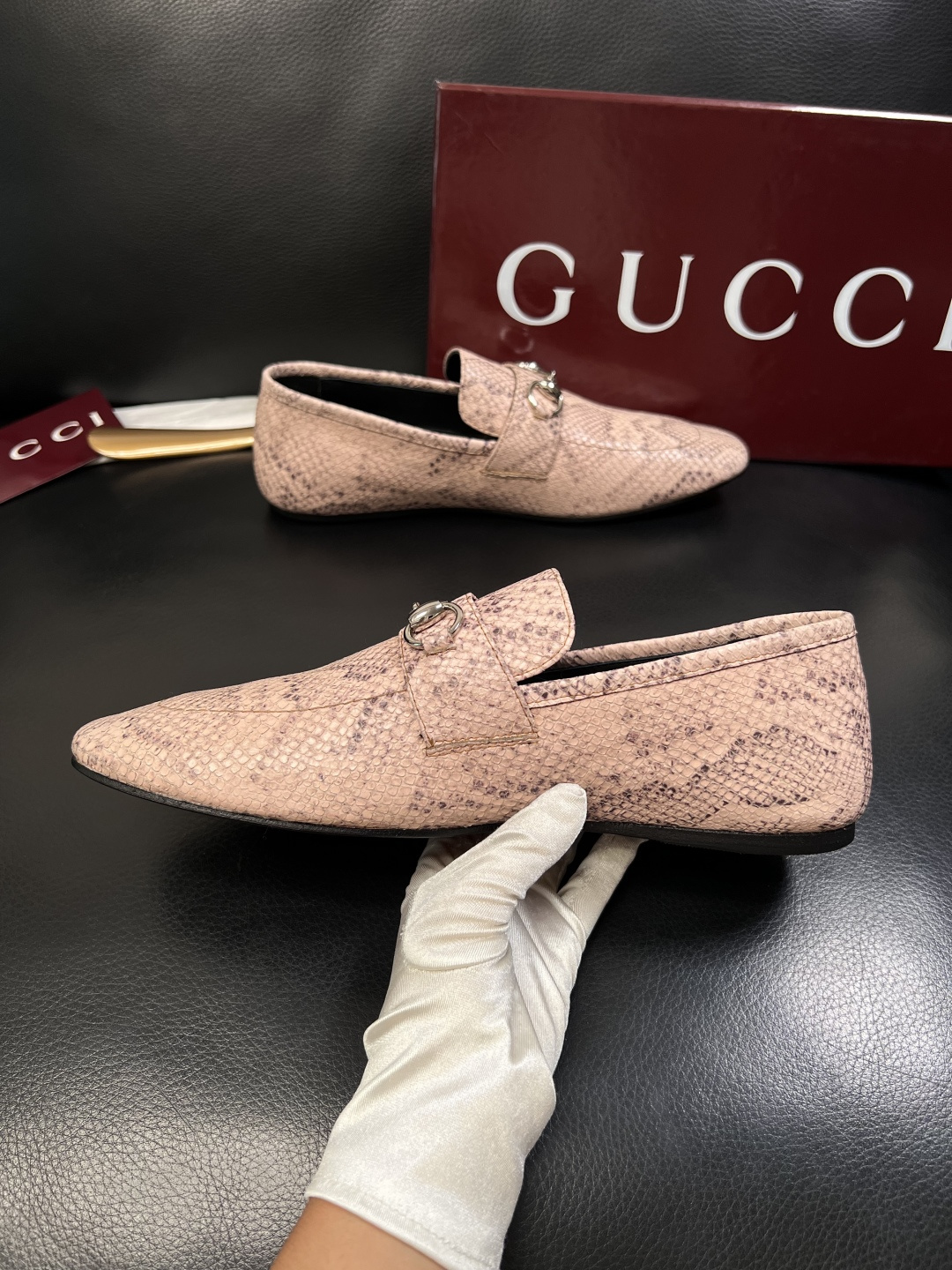 Gucci 高品质  顶级工艺品  古奇  皮鞋专柜新款原厂配置，意大利进口牛皮面料，进口牛皮内里垫，透