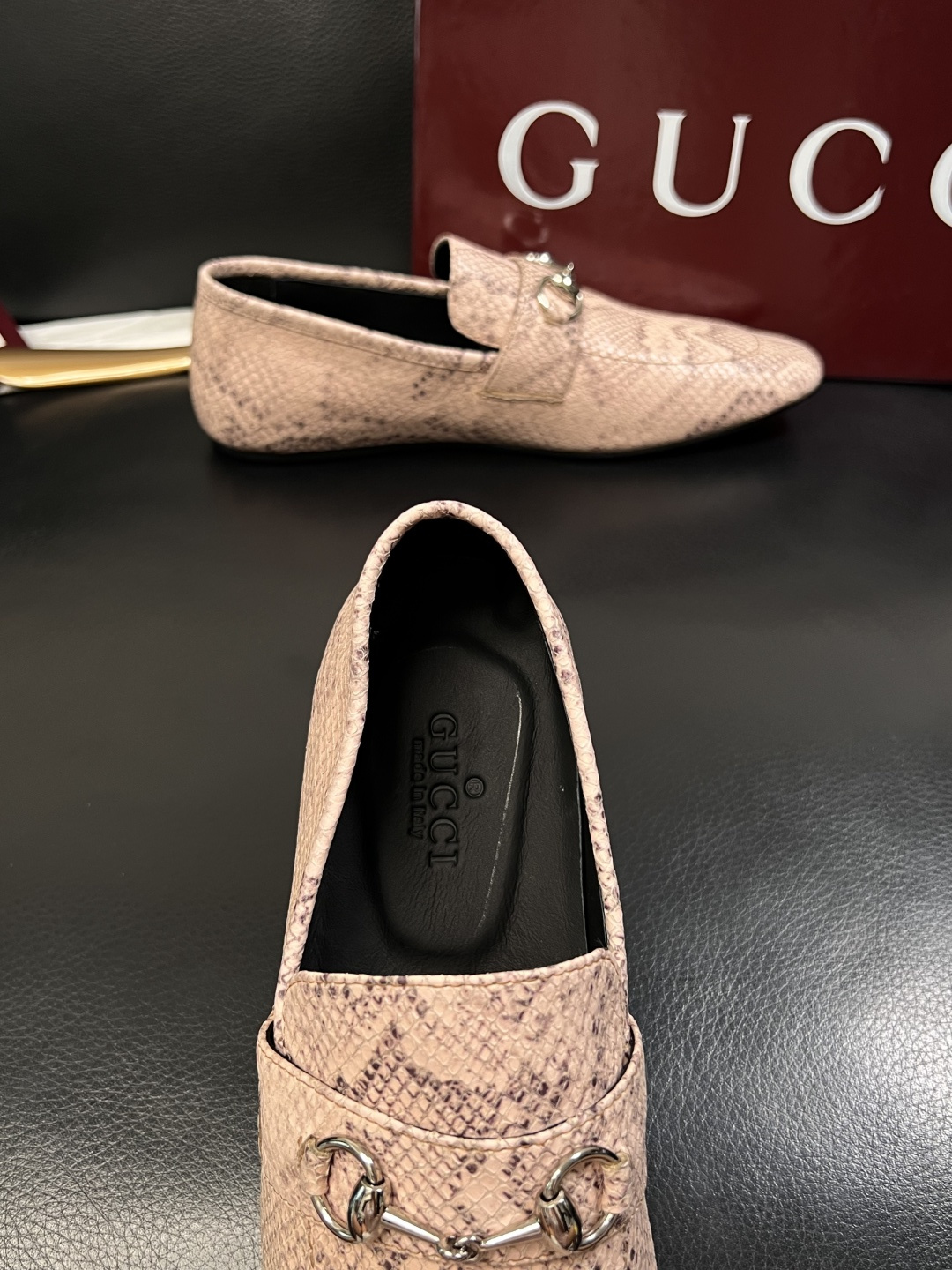 Gucci 高品质  顶级工艺品  古奇  皮鞋专柜新款原厂配置，意大利进口牛皮面料，进口牛皮内里垫，透