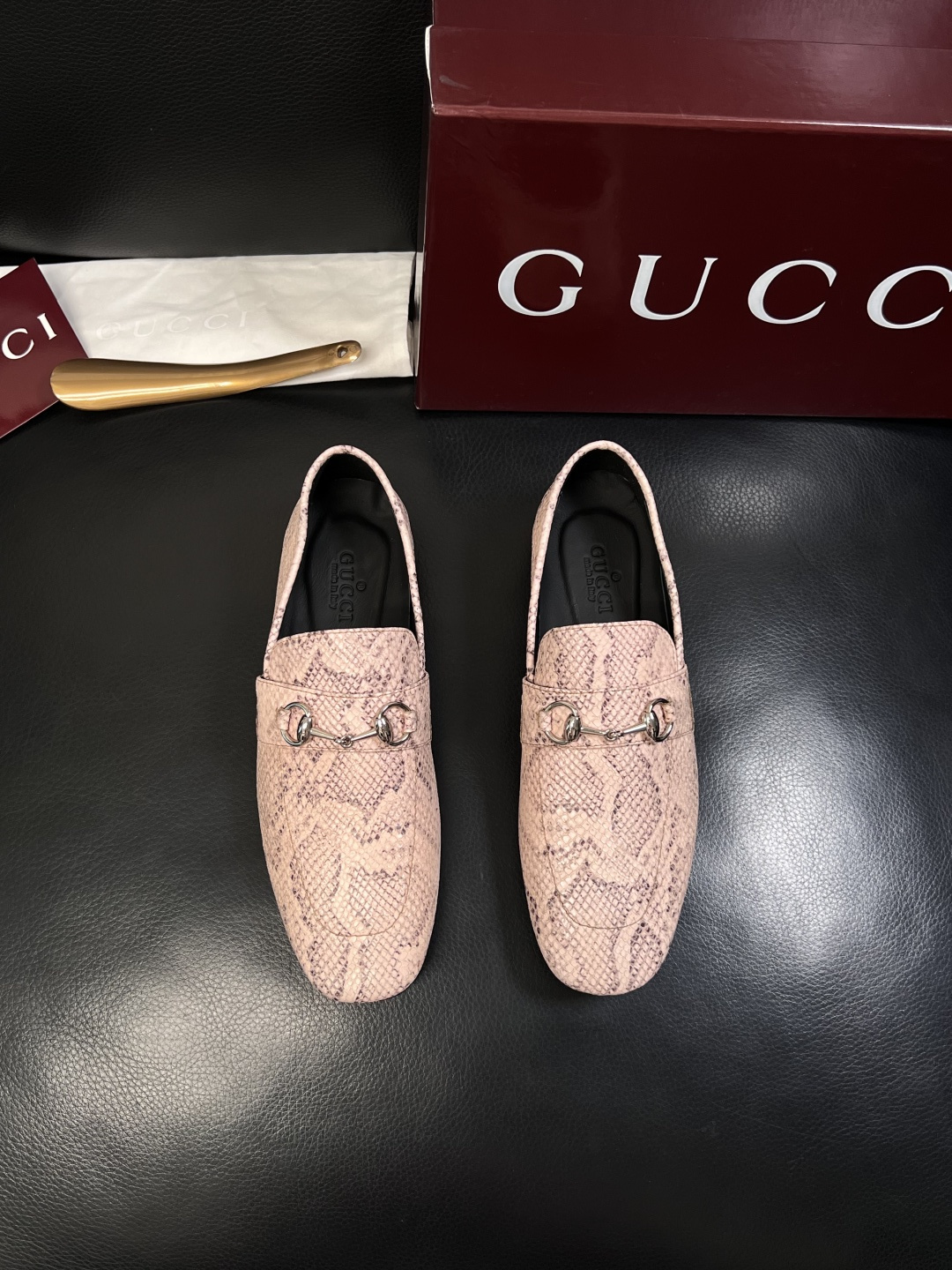 Gucci 高品质  顶级工艺品  古奇  皮鞋专柜新款原厂配置，意大利进口牛皮面料，进口牛皮内里垫，透