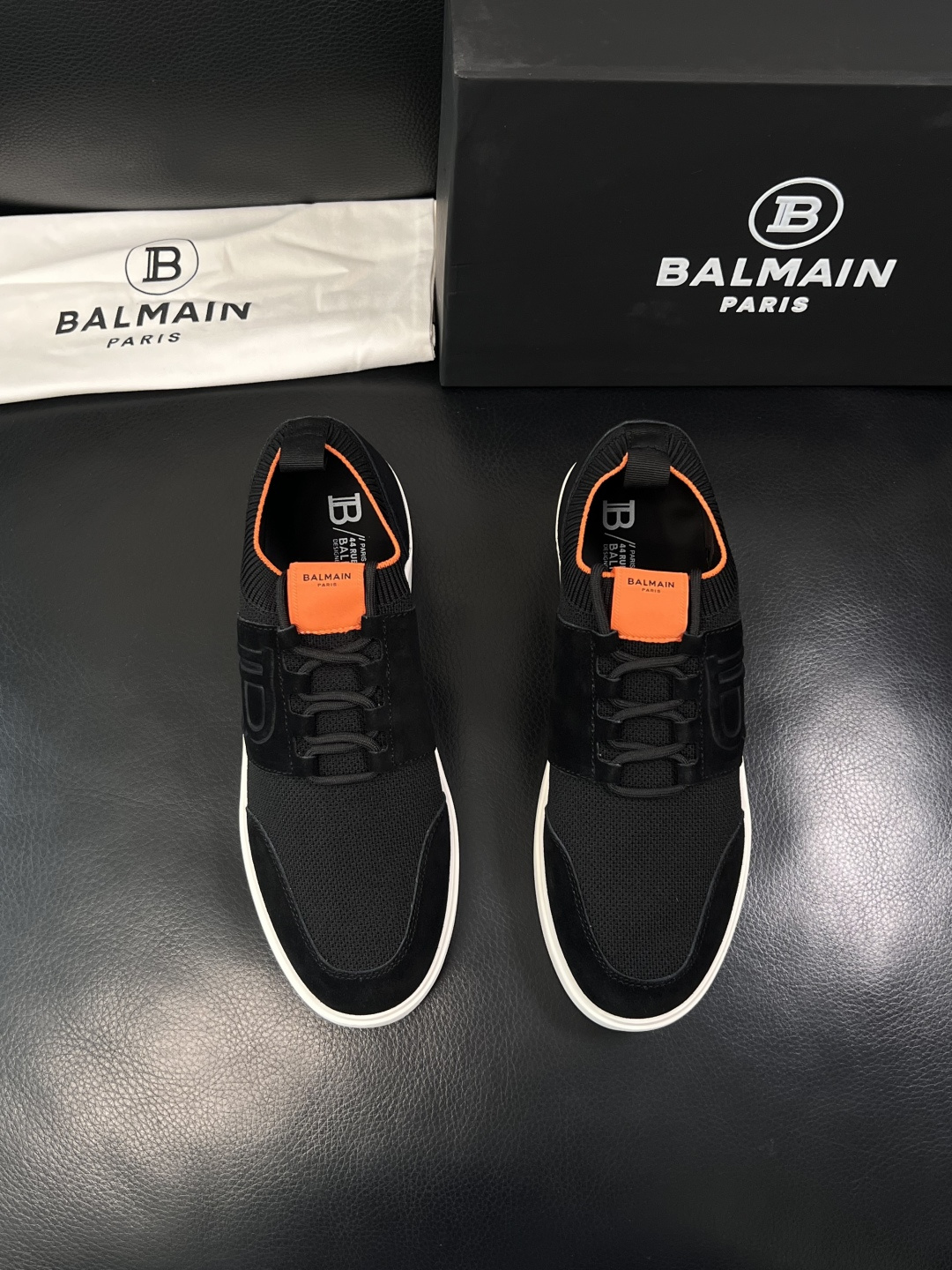 ⚠️只换码不退⚠️    BALMAIN  高品质  顶级工艺品  巴尔曼  专柜新品同步，鞋面意大利进